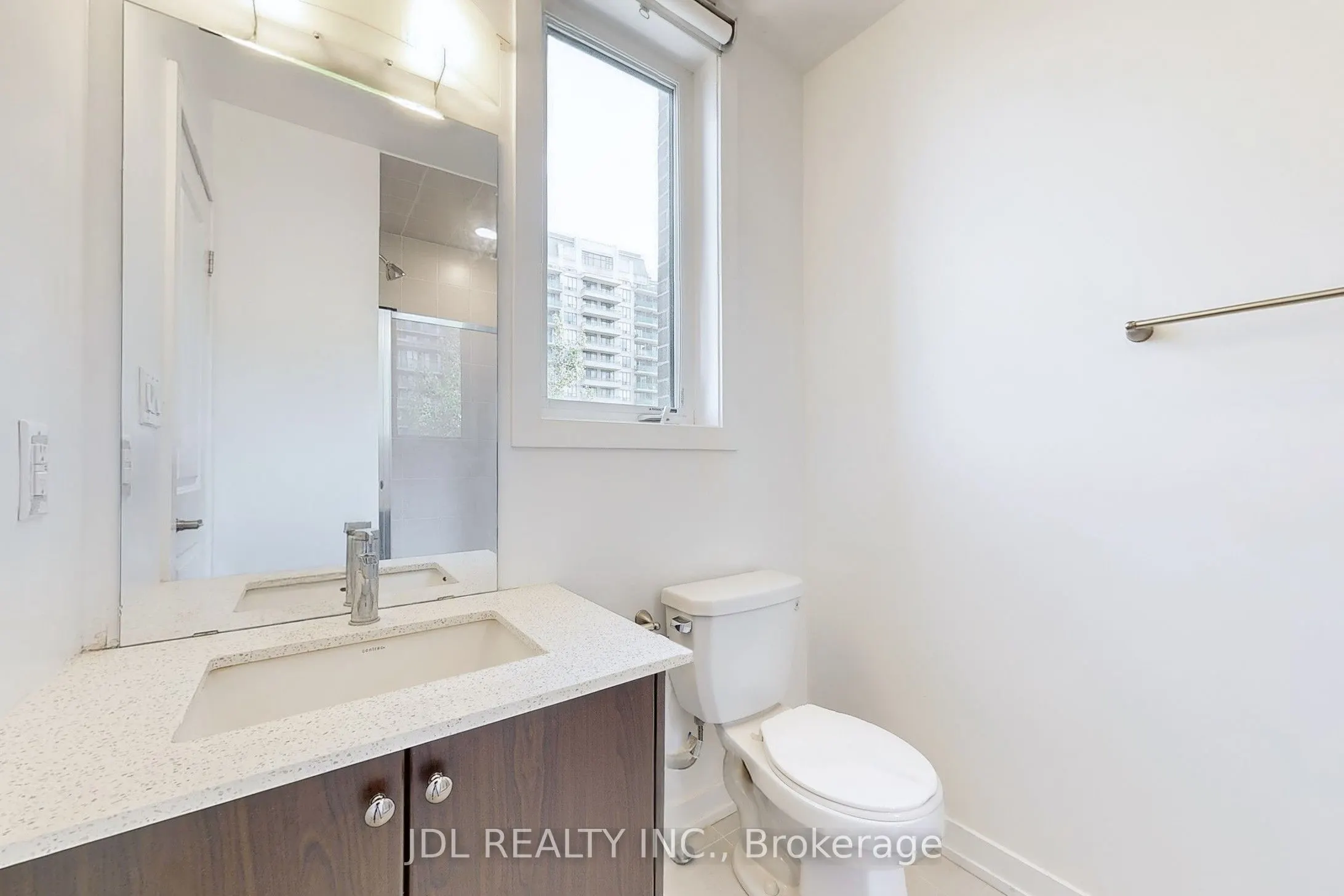 370 D Red Maple Road, #112