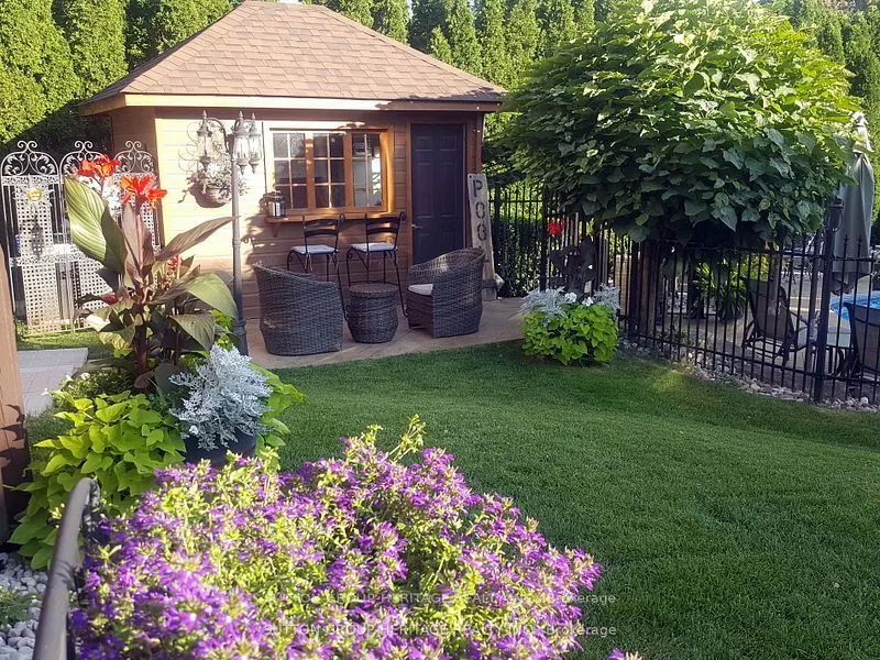 35 Pondmede Crescent
