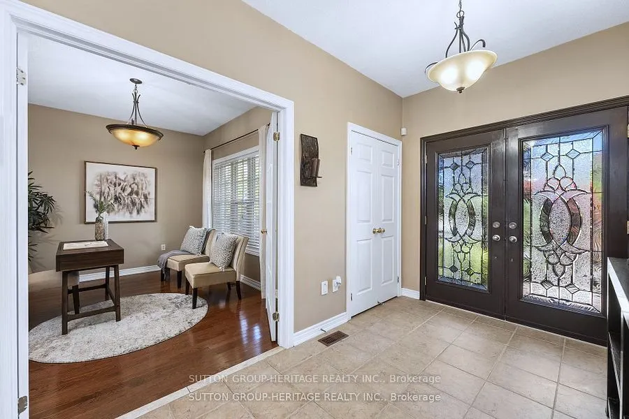 35 Pondmede Crescent