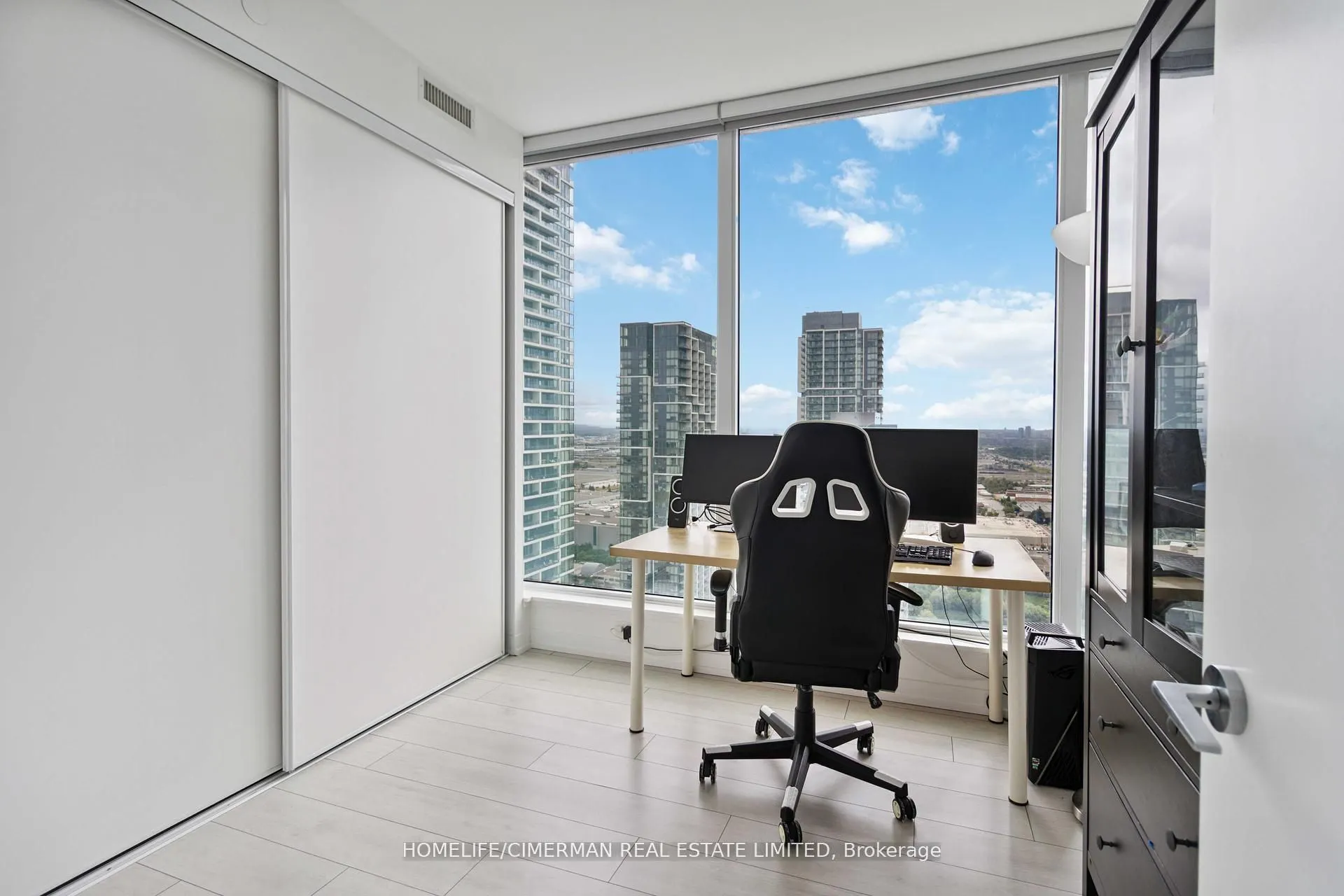 5 Buttermill Avenue, #4502