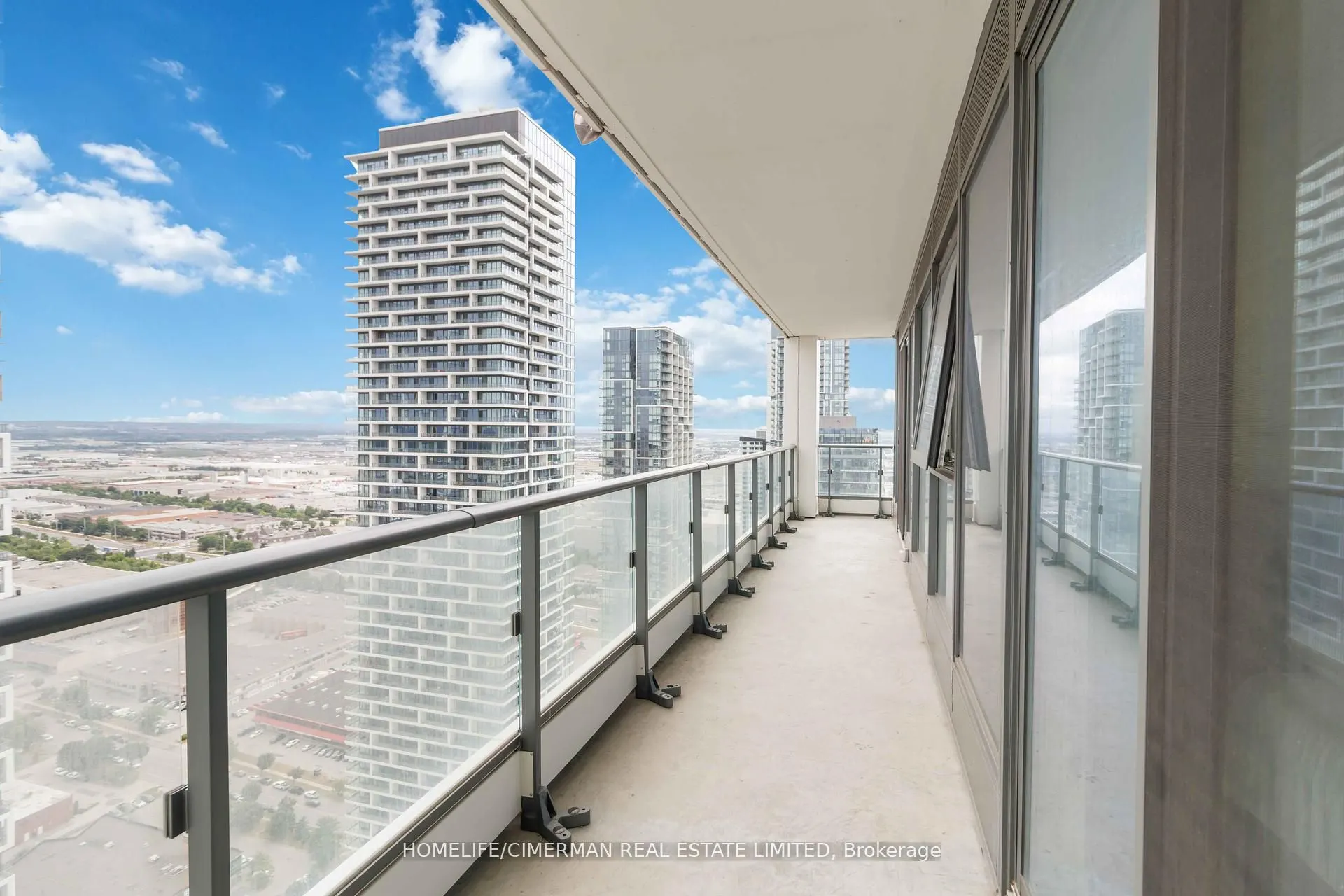 5 Buttermill Avenue, #4502