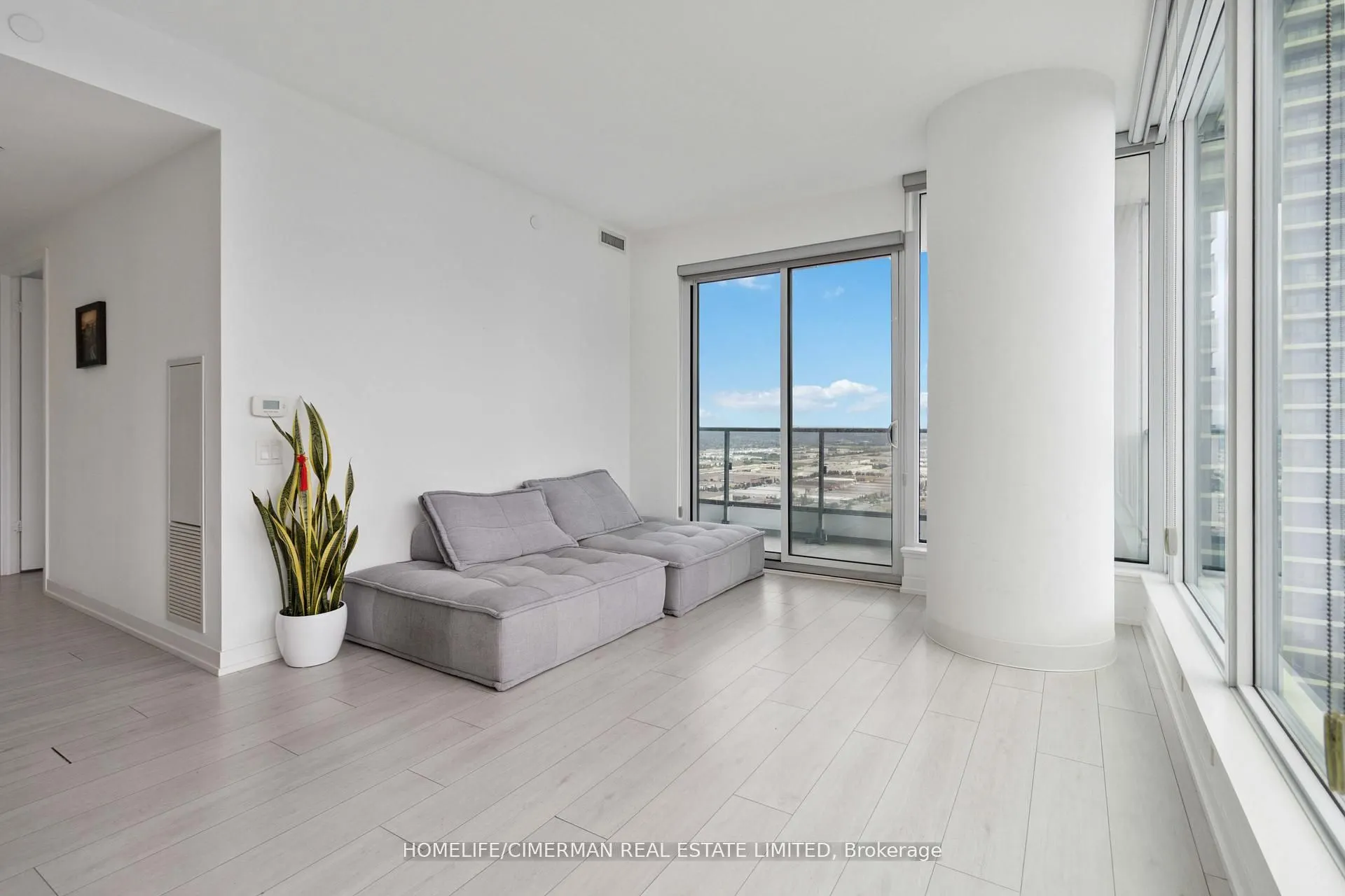 5 Buttermill Avenue, #4502