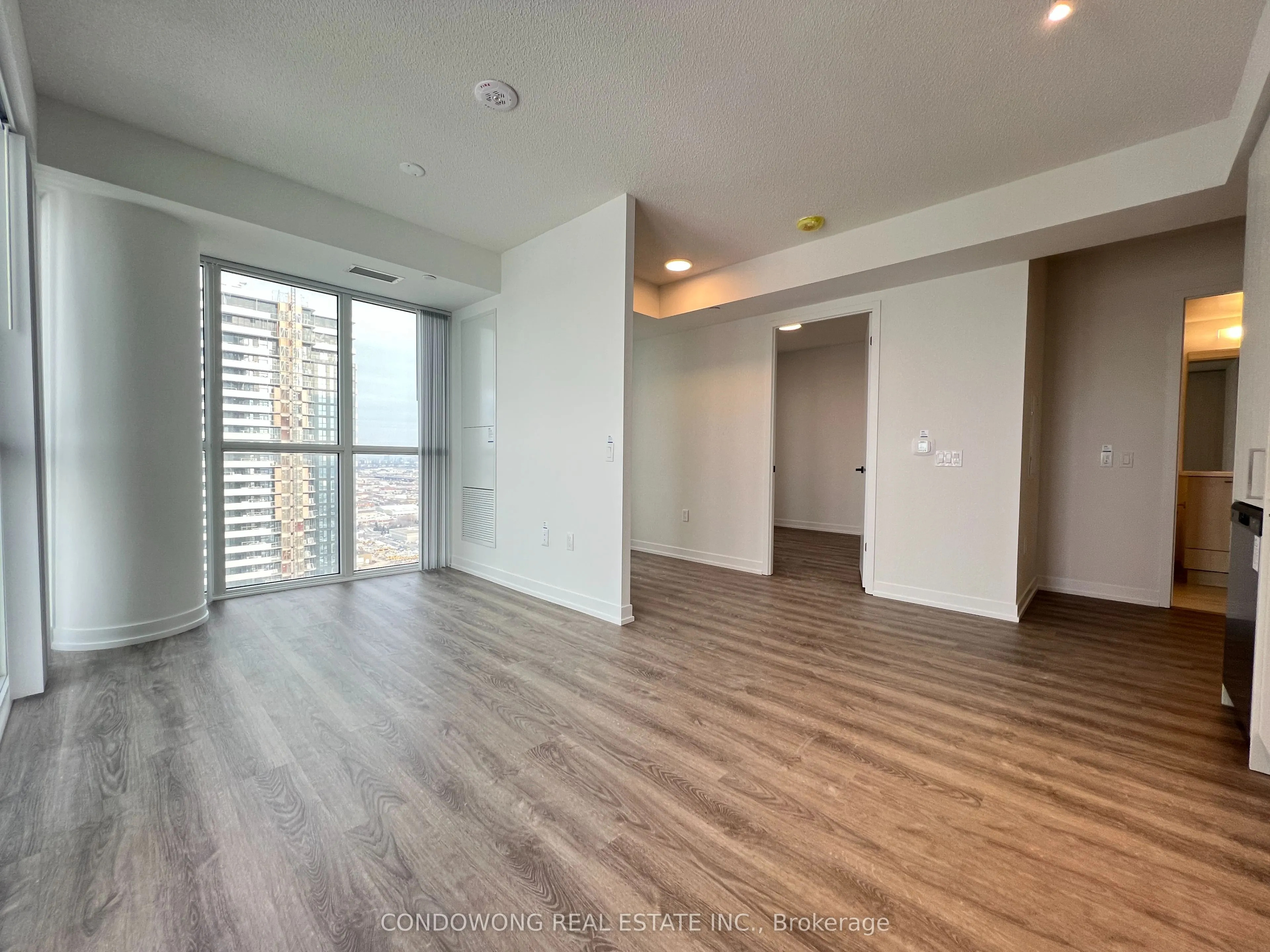 195 Commerce Street, #4015
