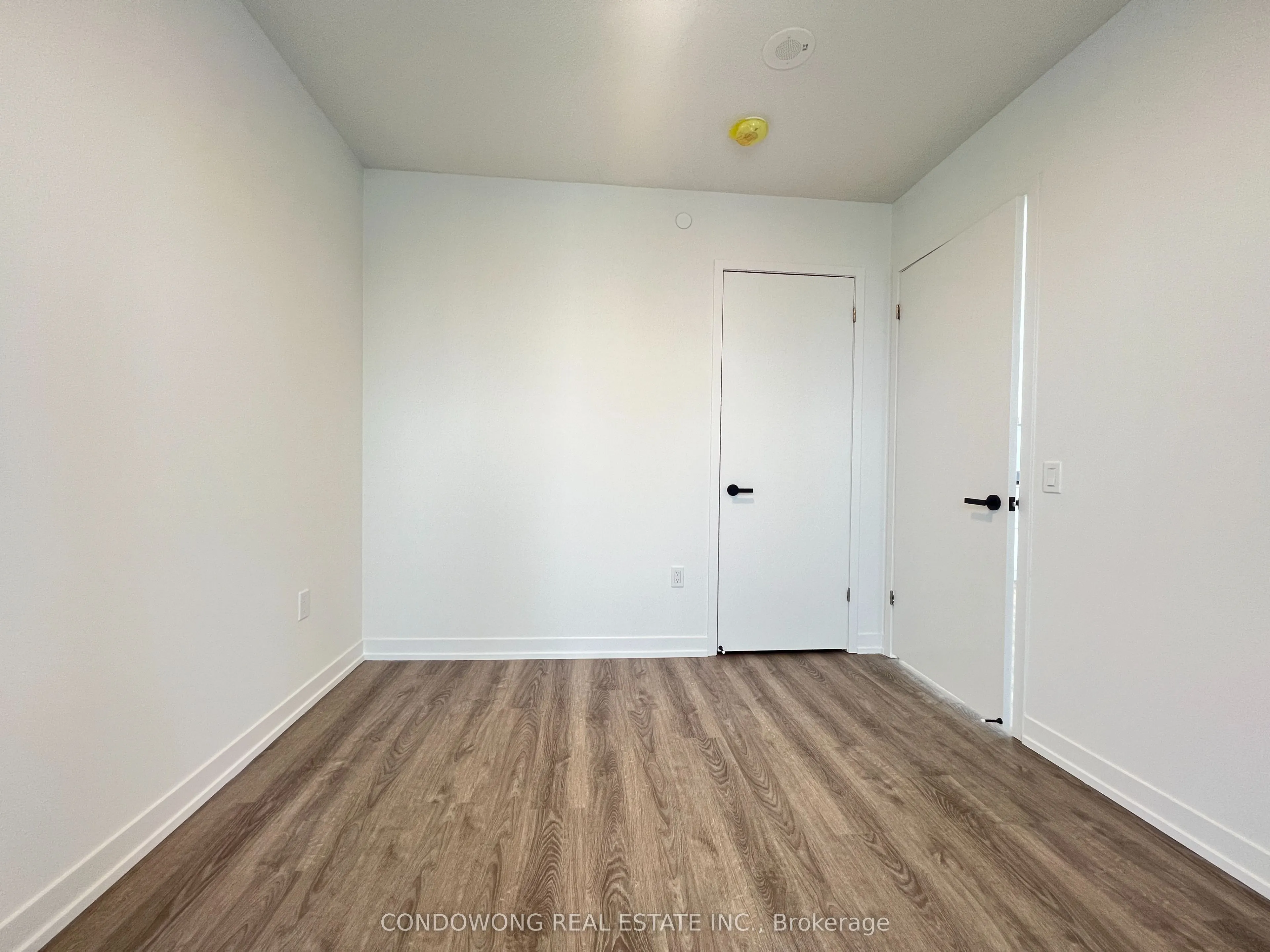 195 Commerce Street, #4015