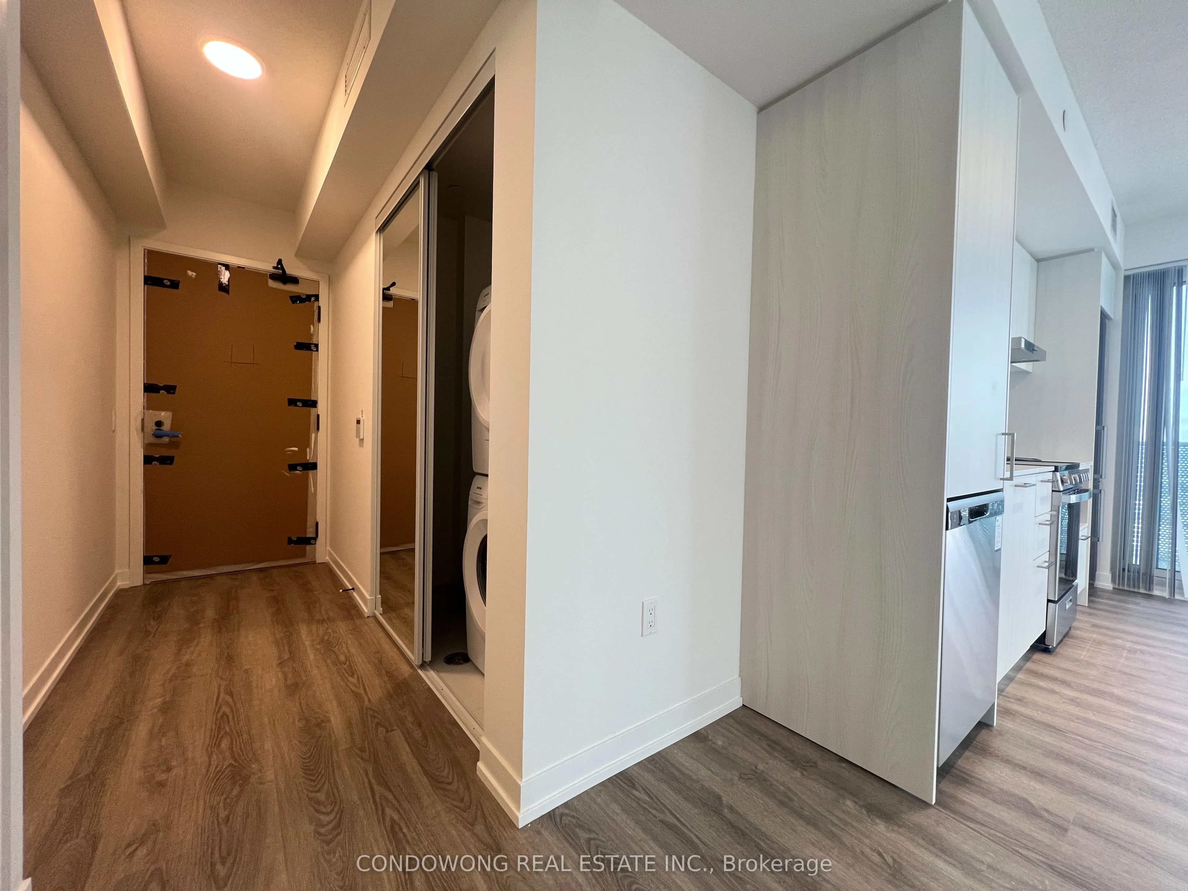 195 Commerce Street, #4015