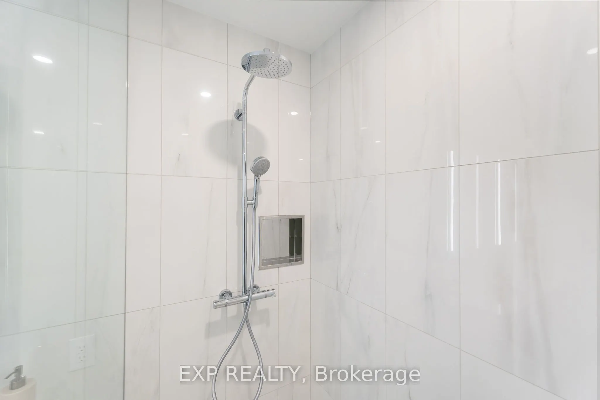 399 Royal Orchard Boulevard #418