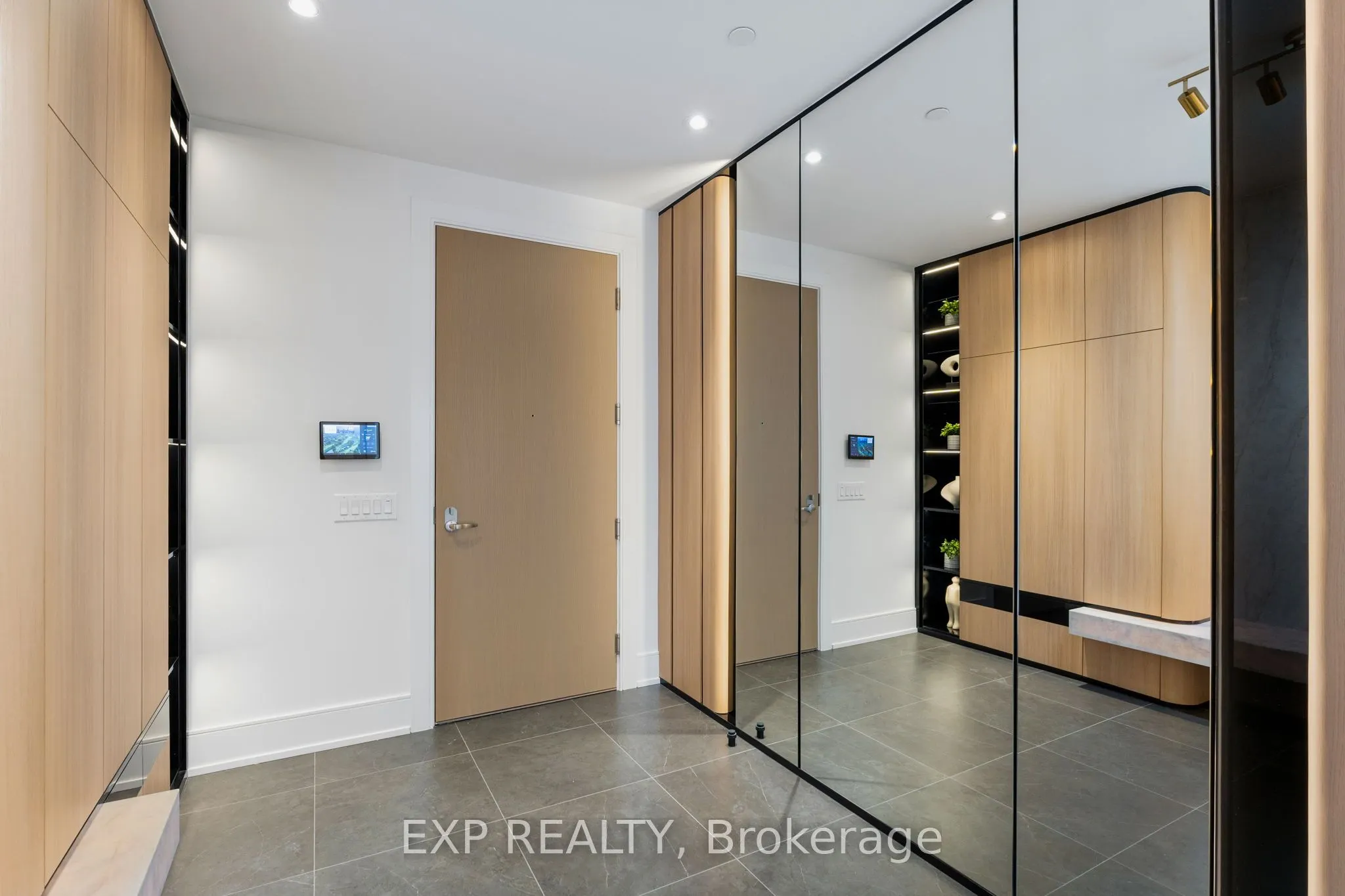 399 Royal Orchard Boulevard #418