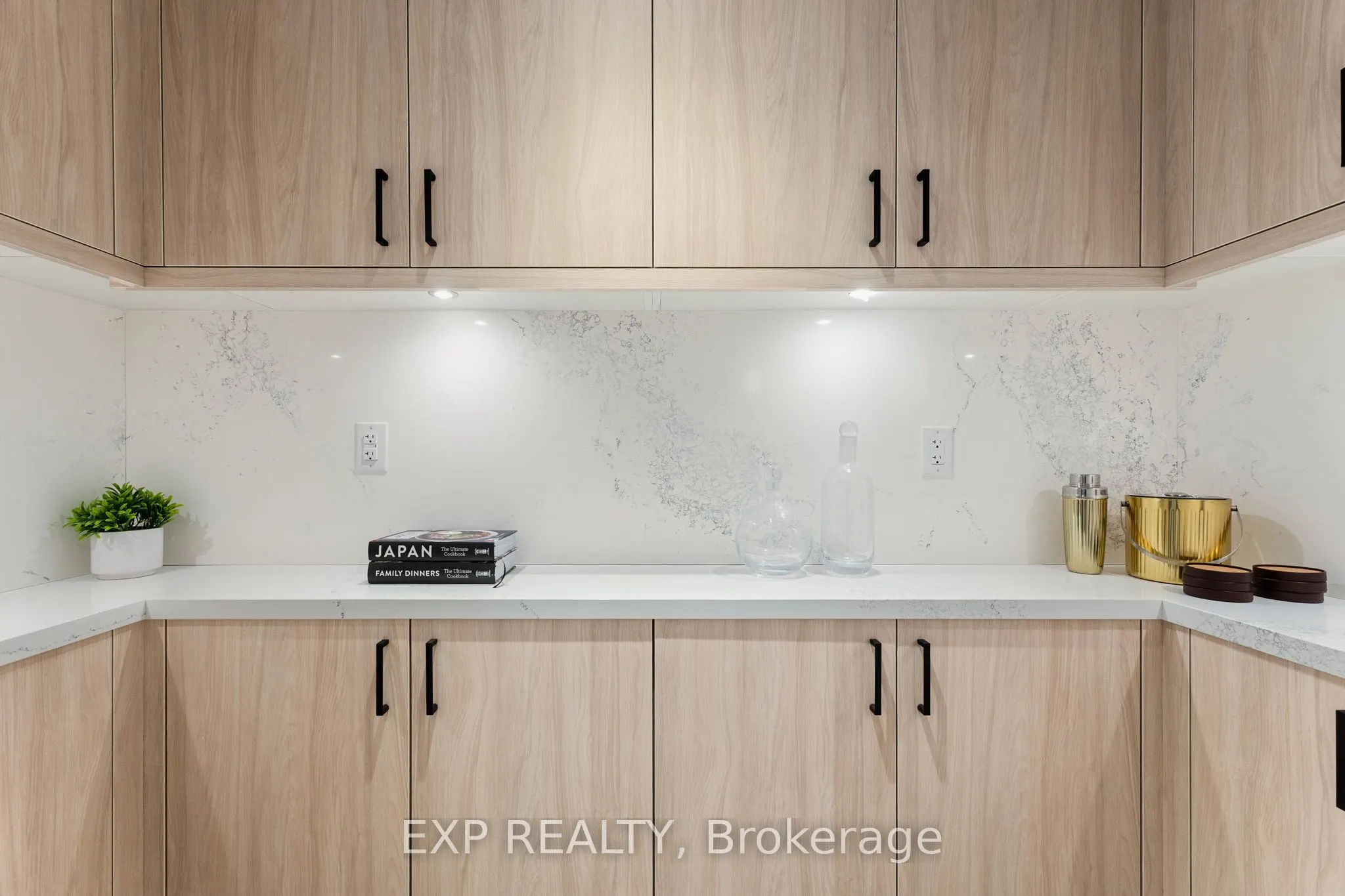 399 Royal Orchard Boulevard #418