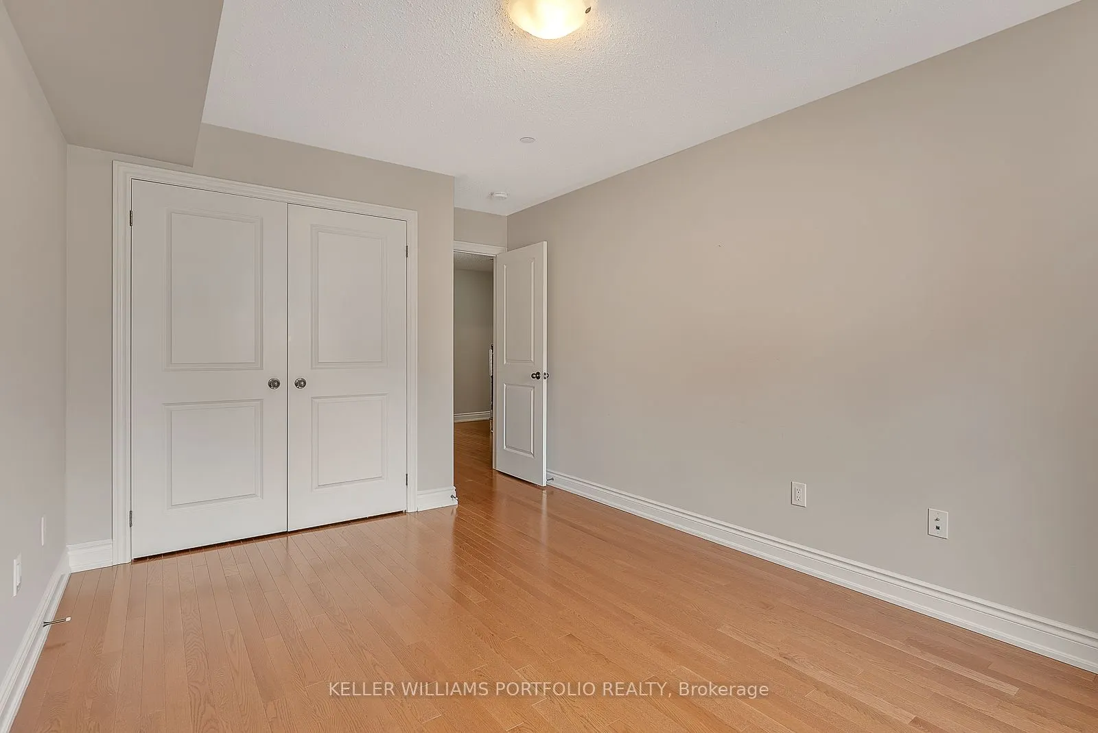 1331 Major Mackenzie Drive W, #83