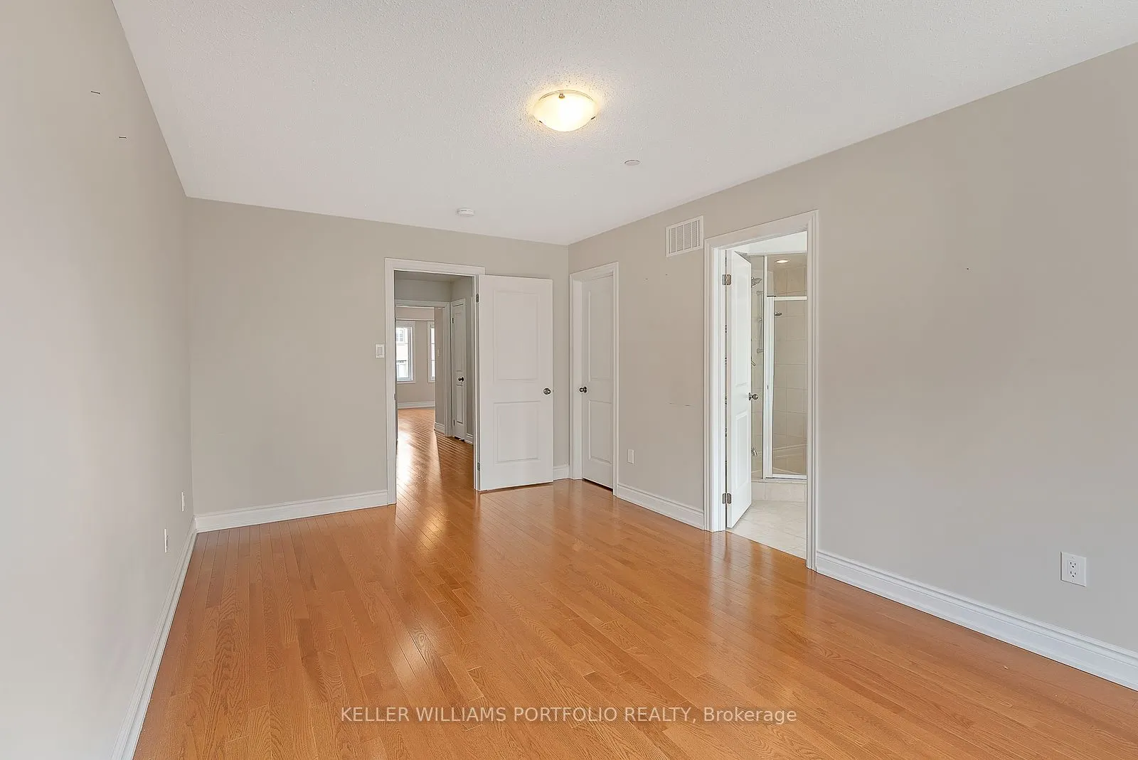 1331 Major Mackenzie Drive W, #83
