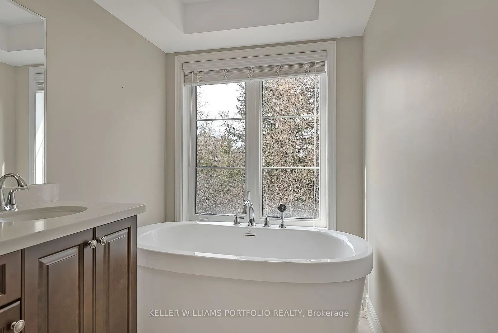 1331 Major Mackenzie Drive W, #83