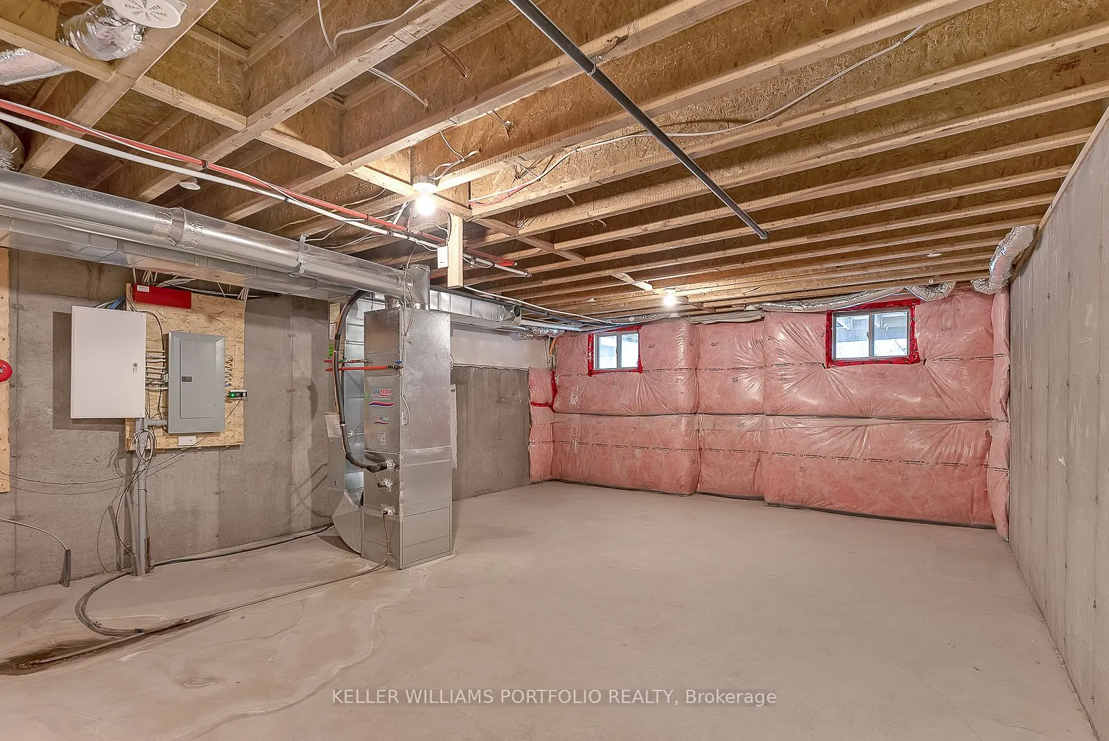 1331 Major Mackenzie Drive W, #83