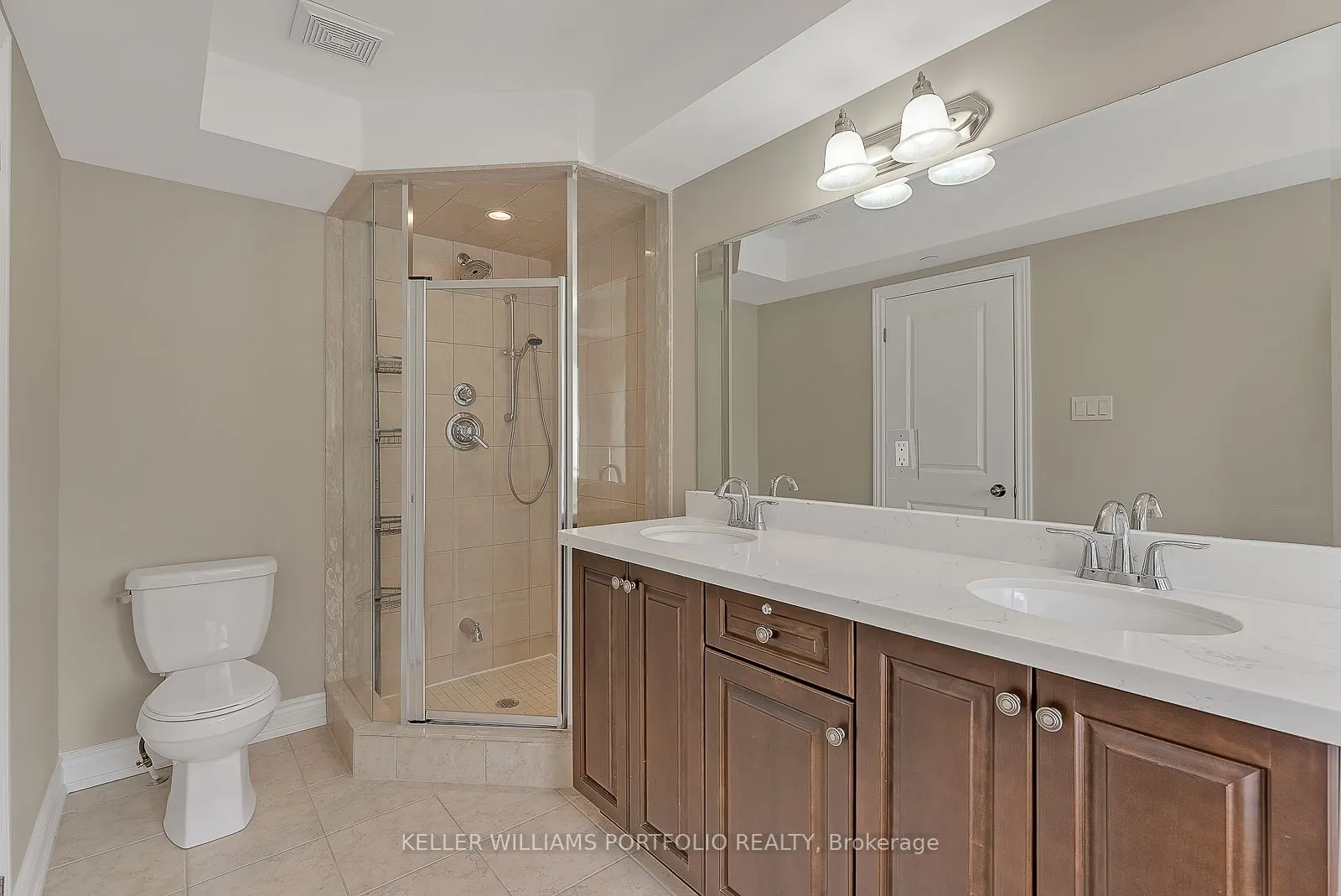 1331 Major Mackenzie Drive W, #83
