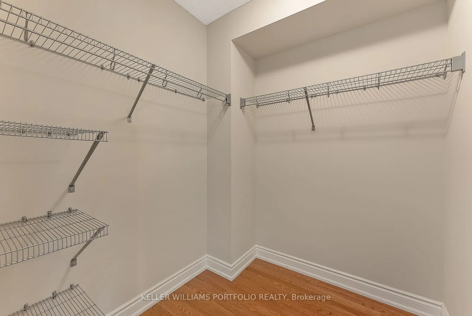 1331 Major Mackenzie Drive W, #83