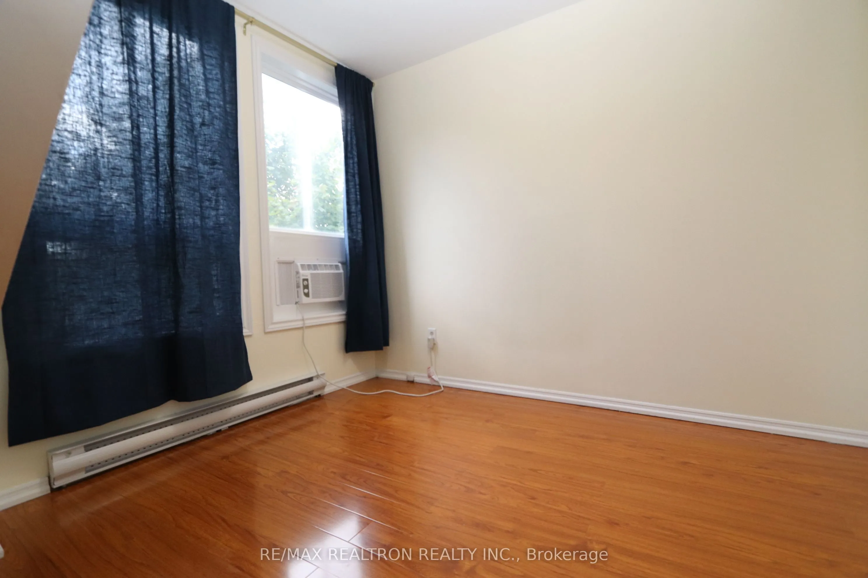 269 Main Street N, #Loft