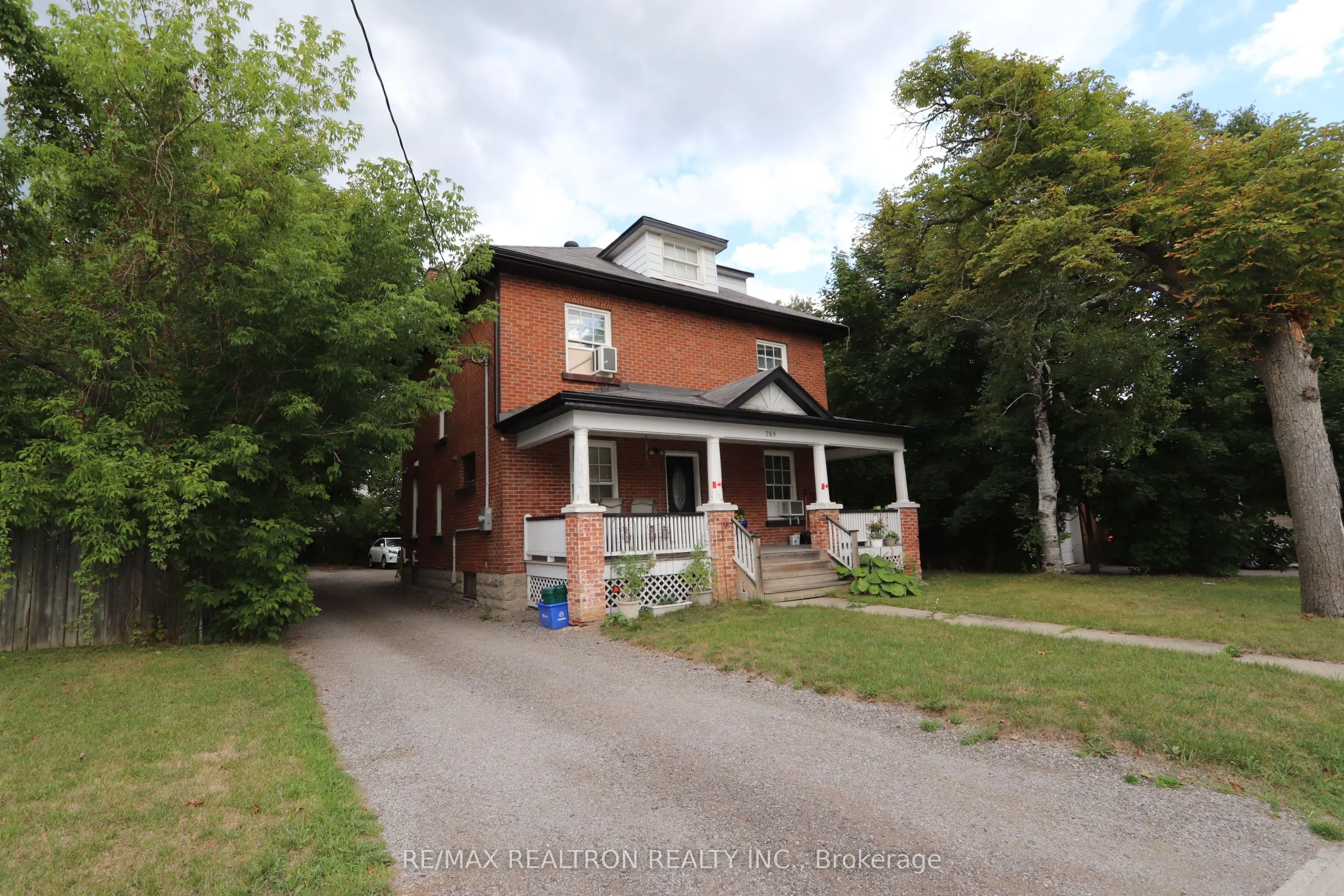 269 Main Street N, #Loft