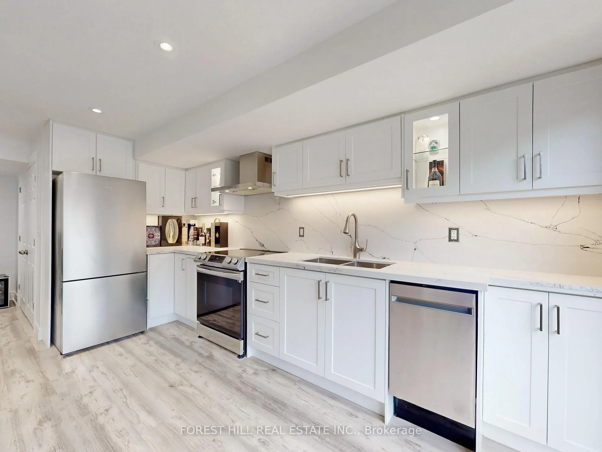 9 john smith Street, #bsmt