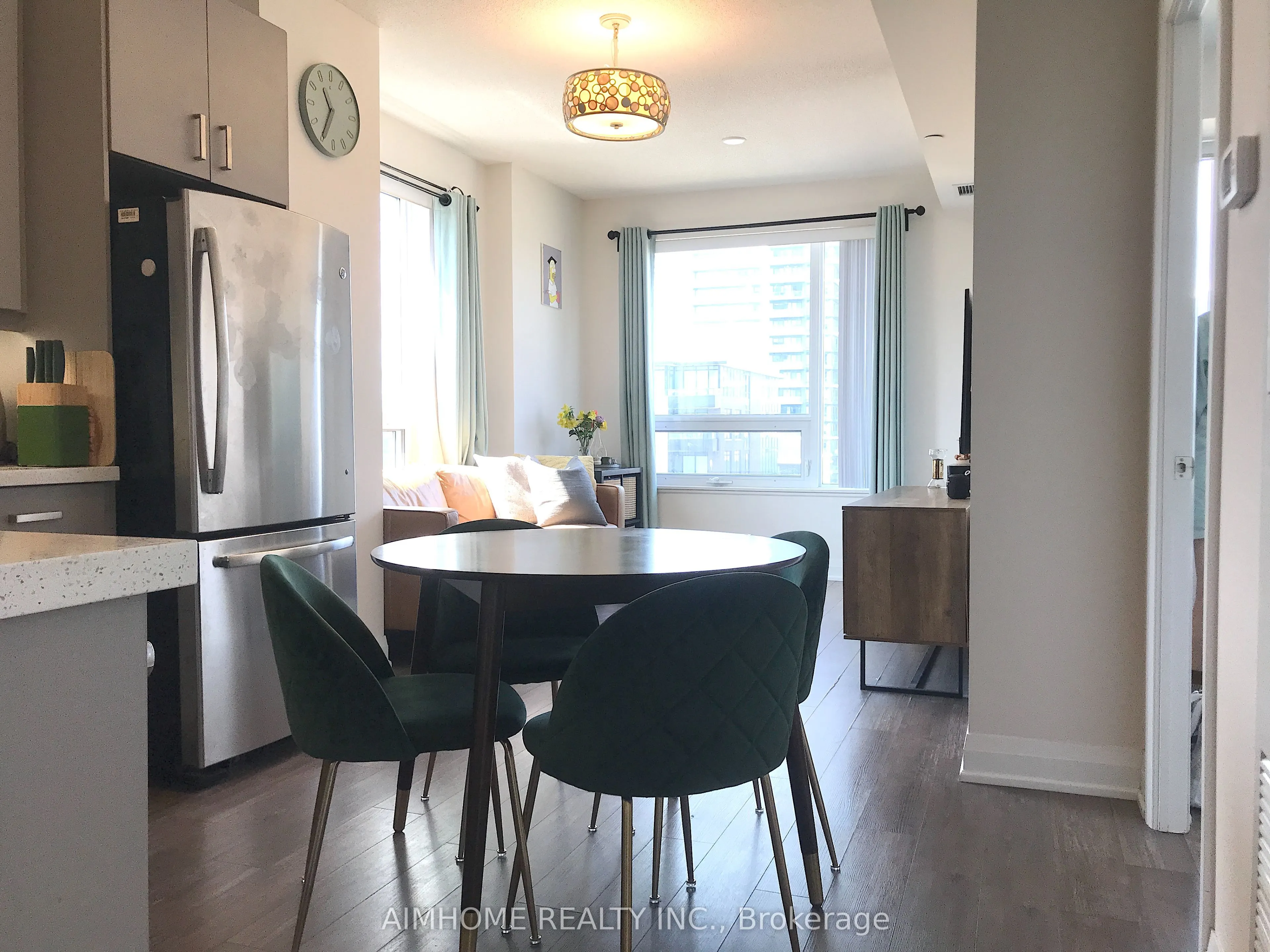 28 Uptown Drive, #605