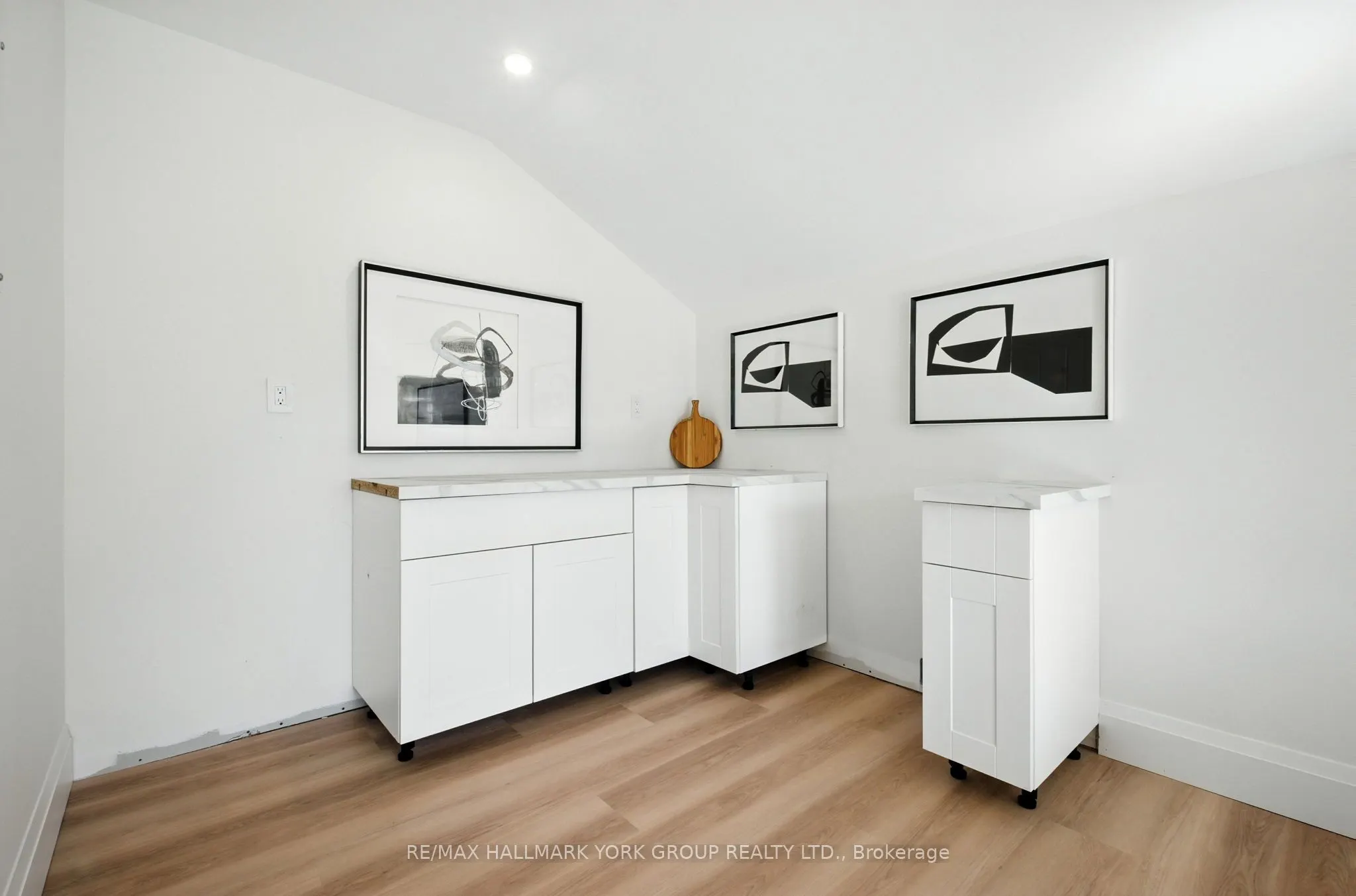778 Sheppard Avenue