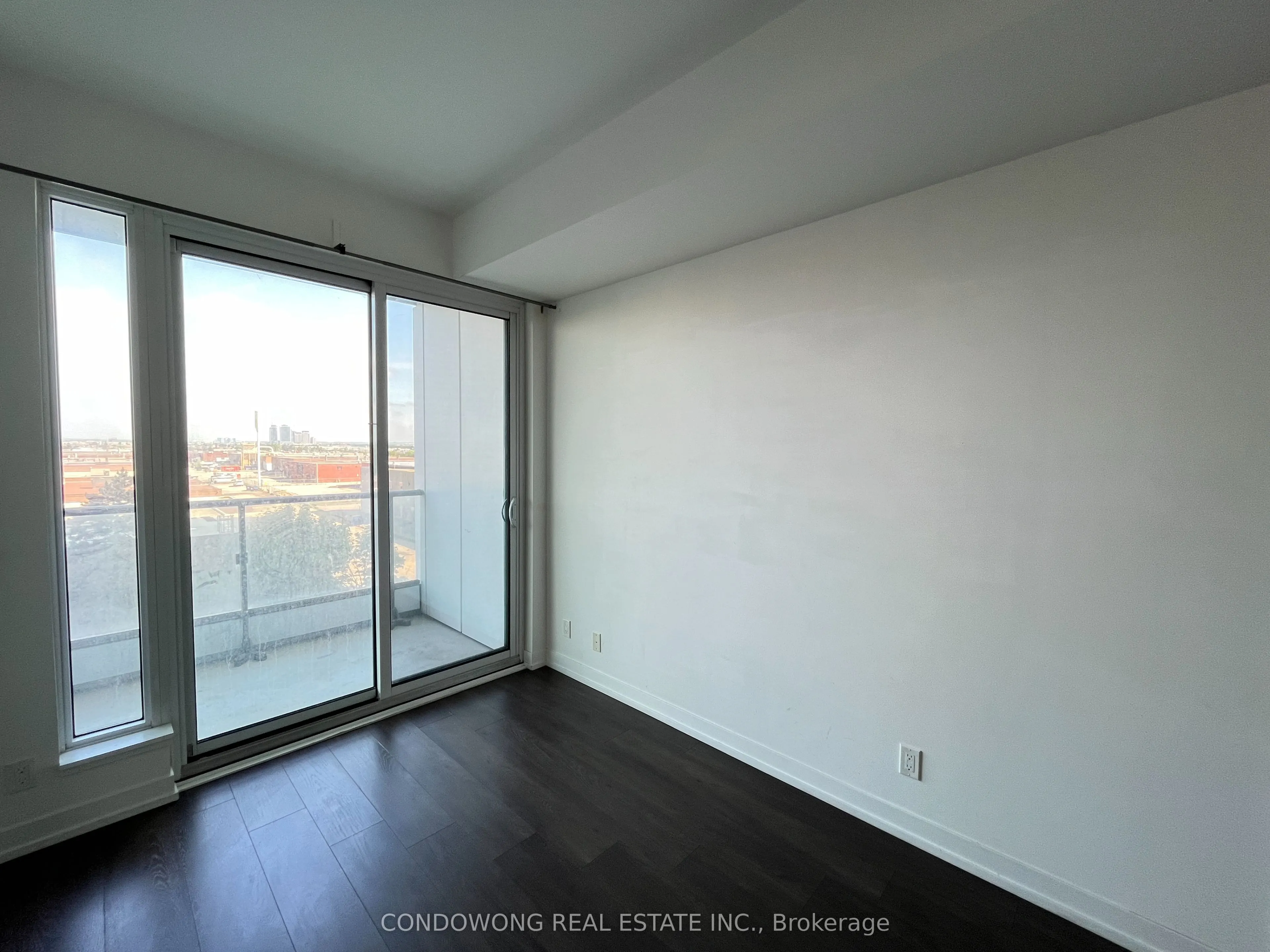 898 Portage Parkway, #507