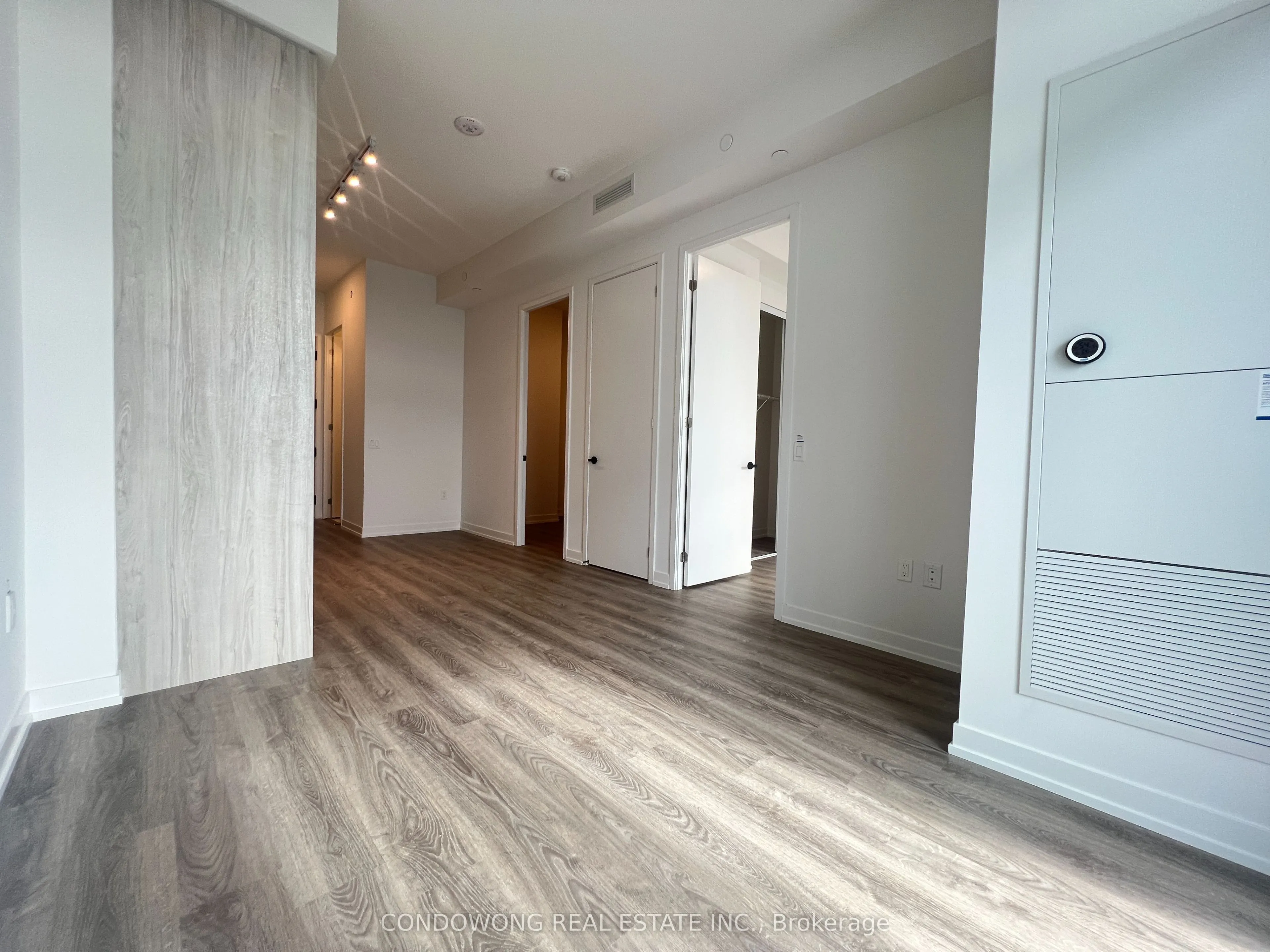 195 Commerce Street, #5307