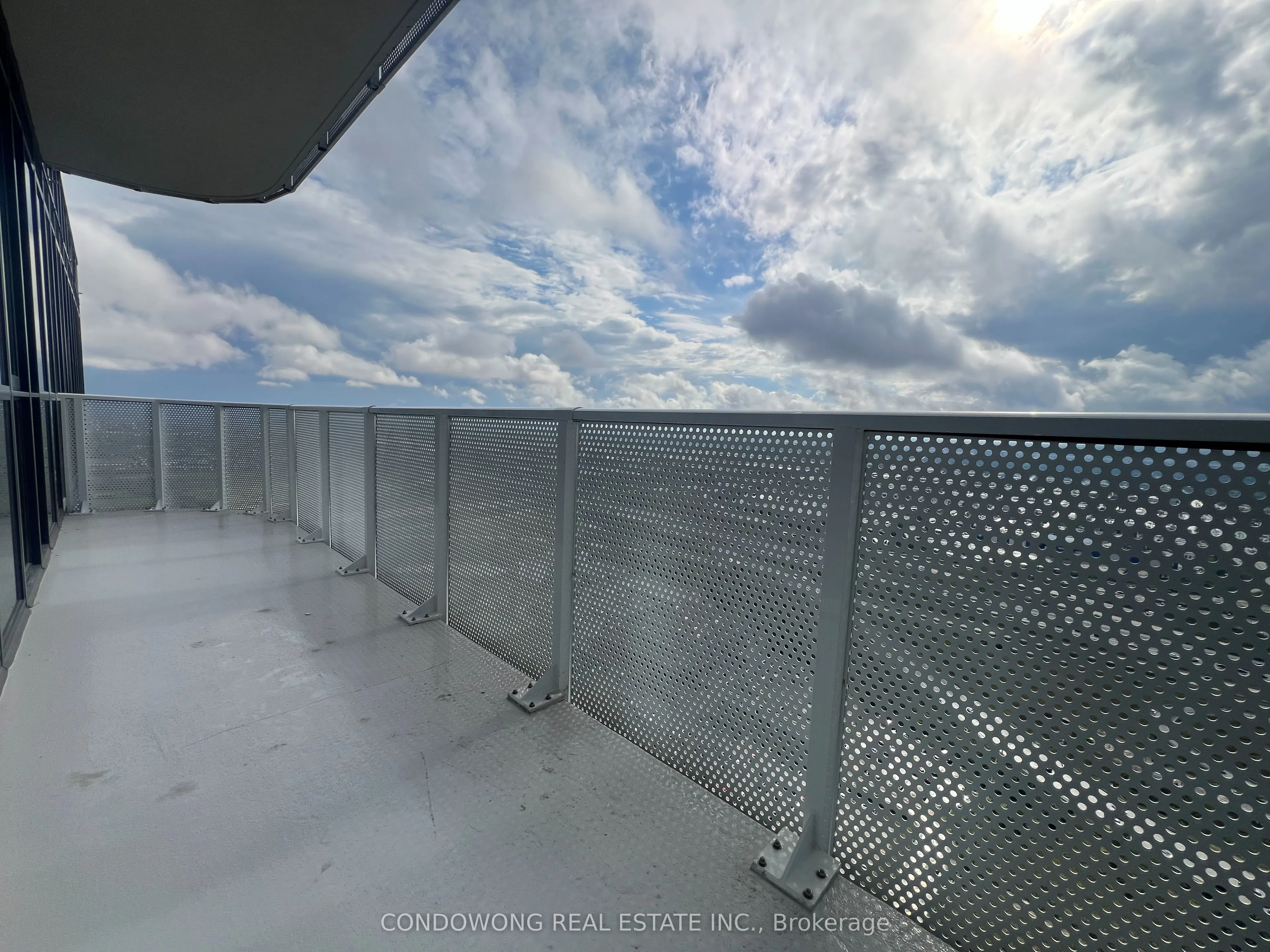 195 Commerce Street, #5307