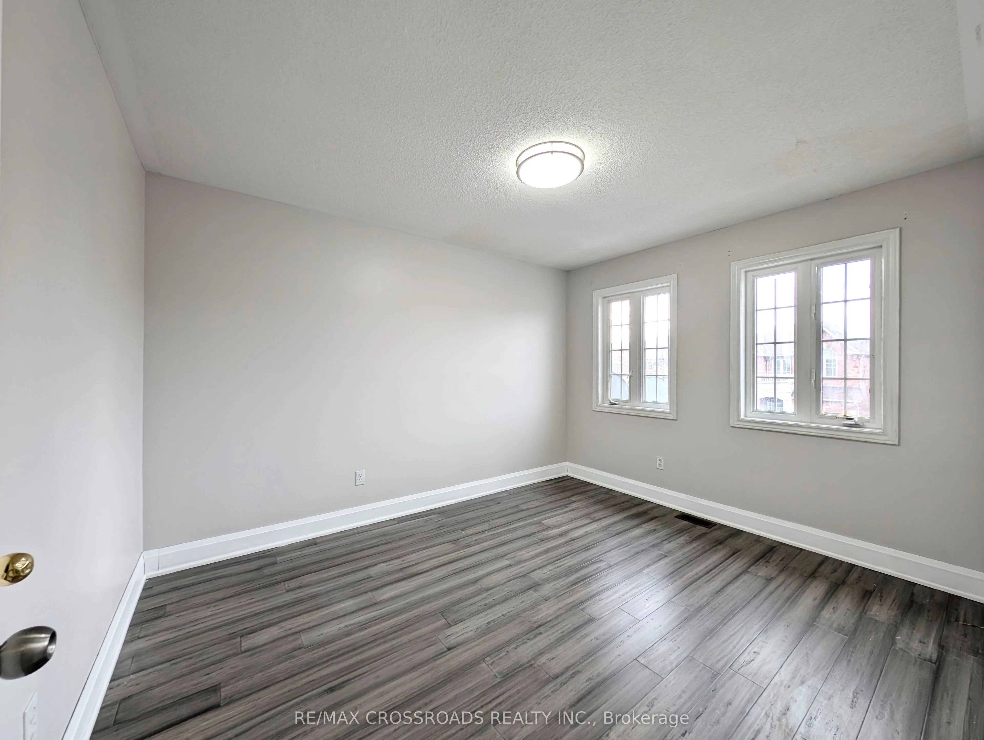37 Pamgrey Road, #Main