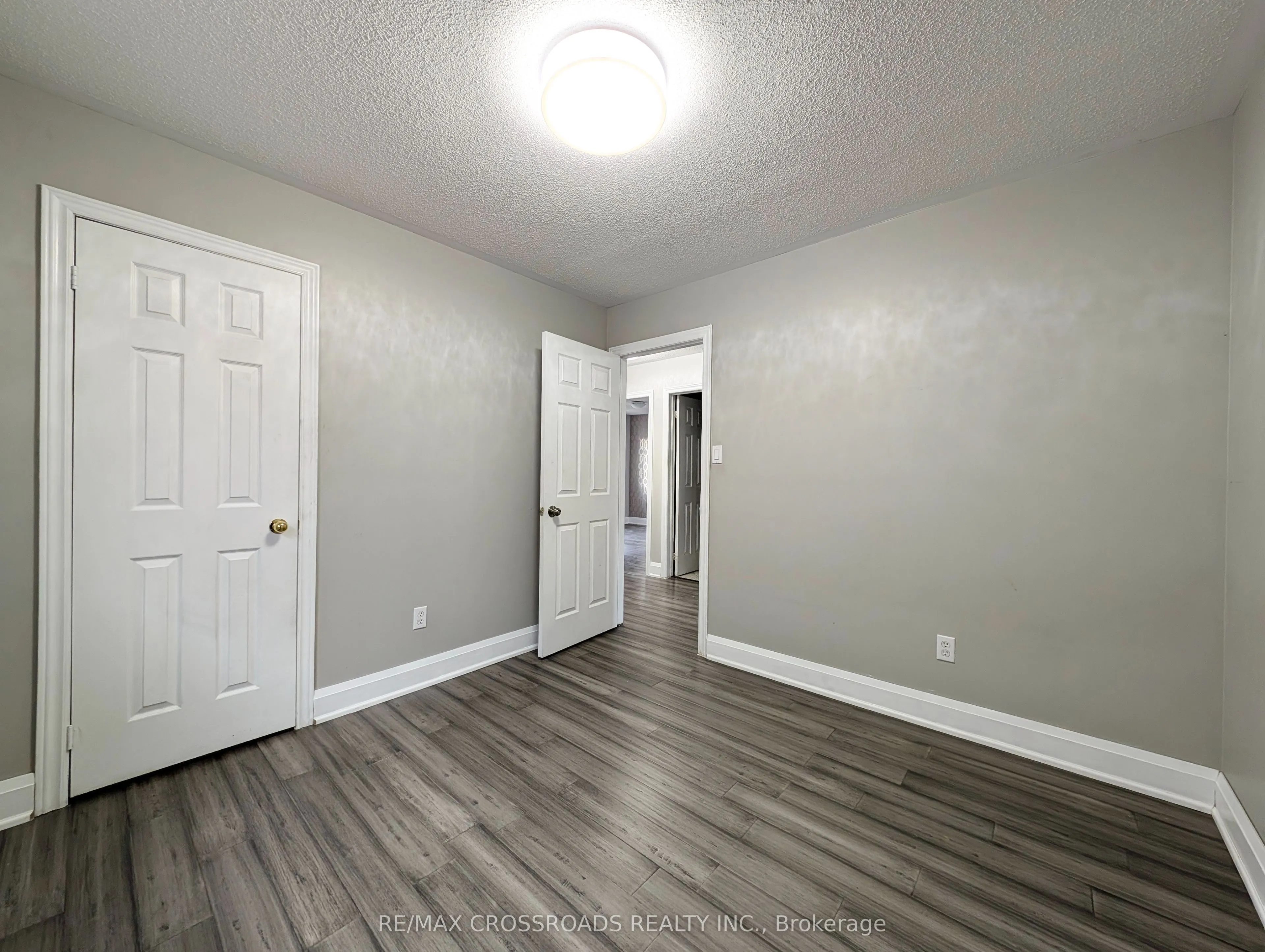 37 Pamgrey Road, #Main