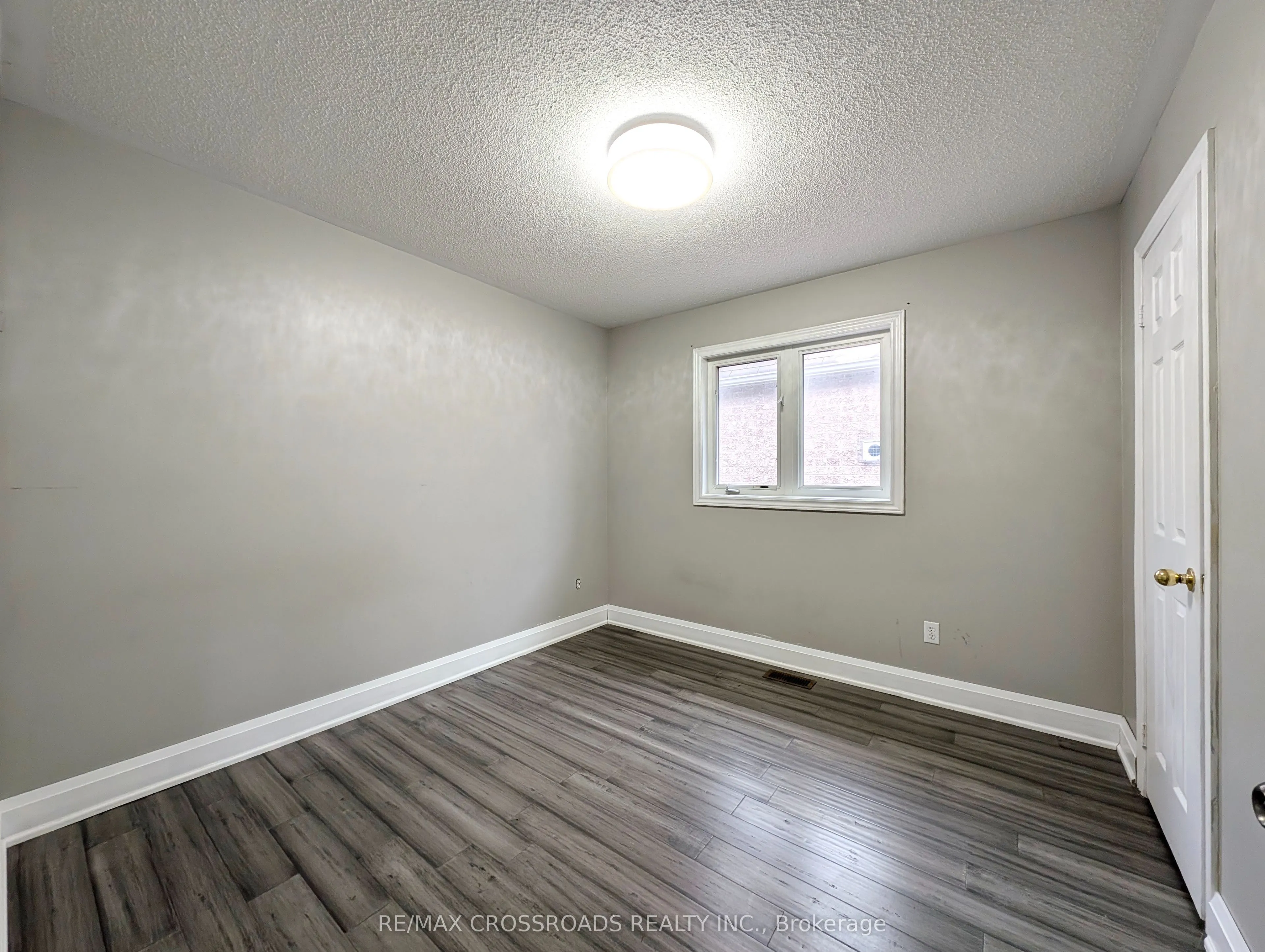 37 Pamgrey Road, #Main