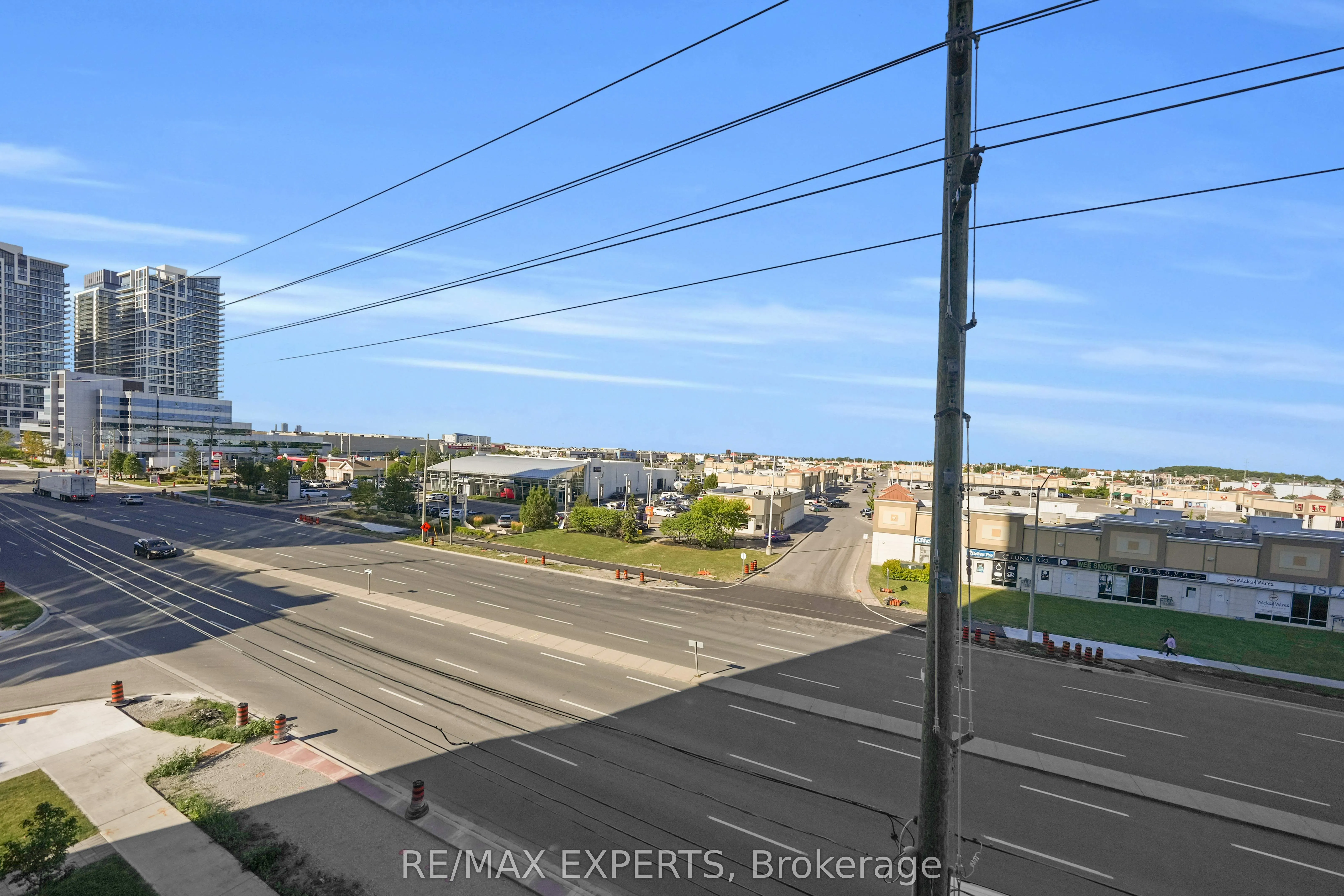 10 Abeja Street, #424