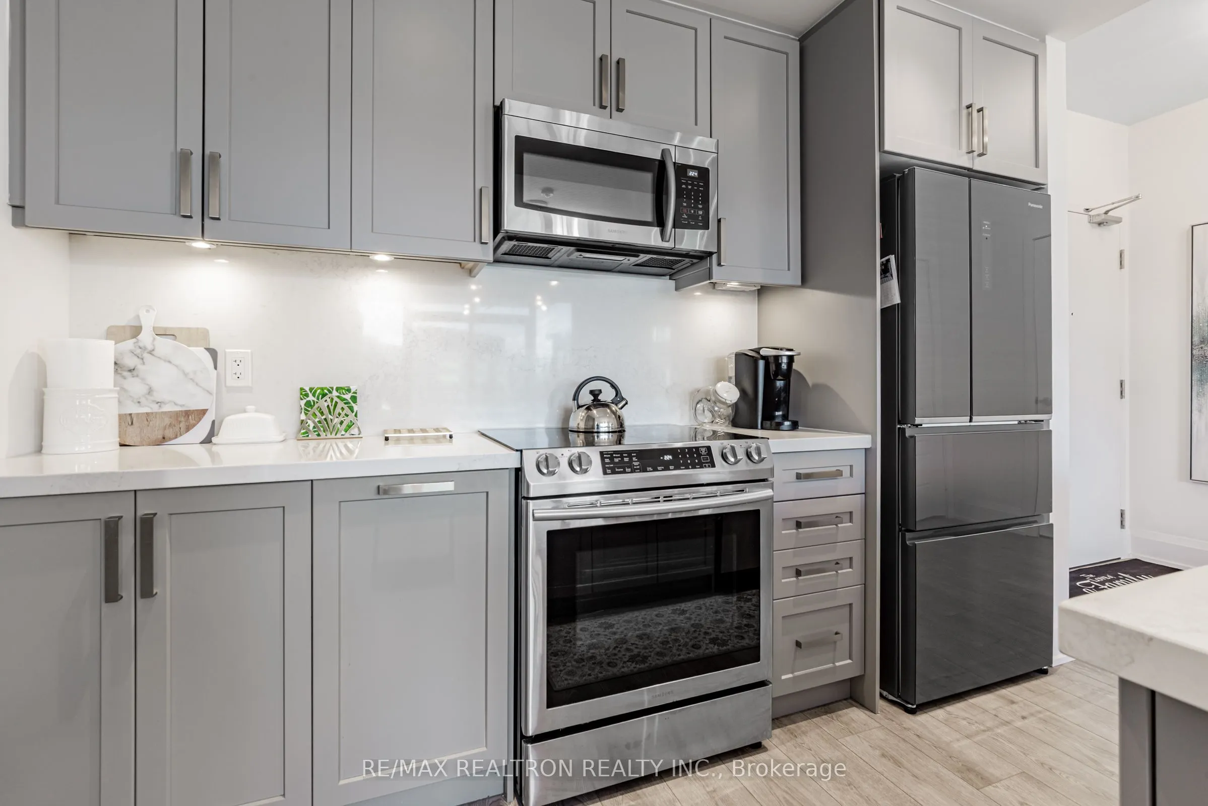 375 Sea Ray Avenue, #303