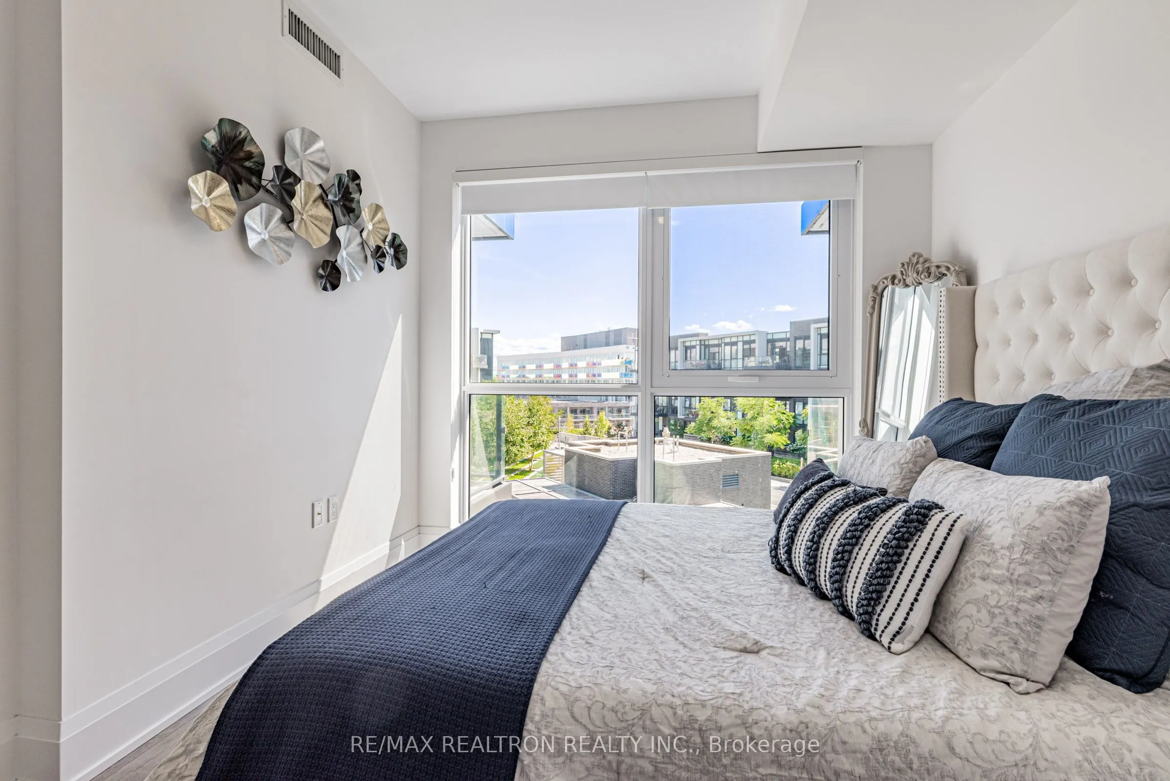 375 Sea Ray Avenue, #303