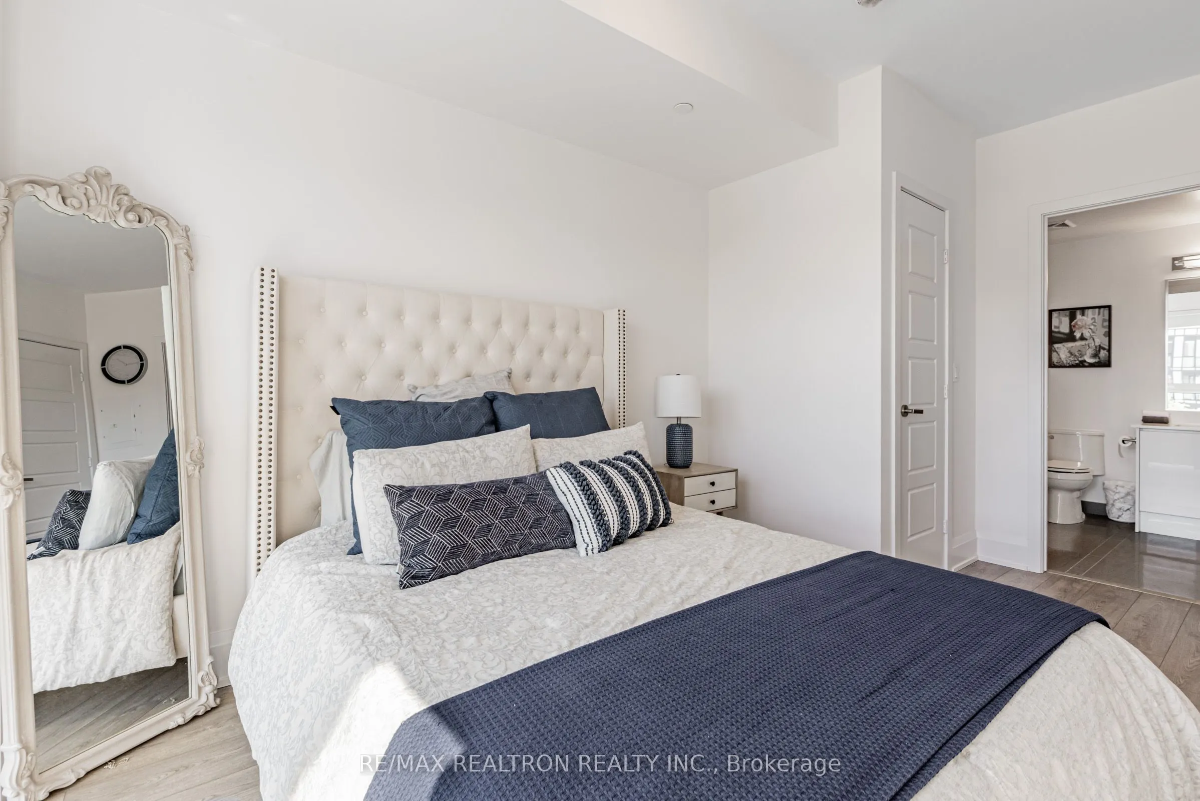 375 Sea Ray Avenue, #303