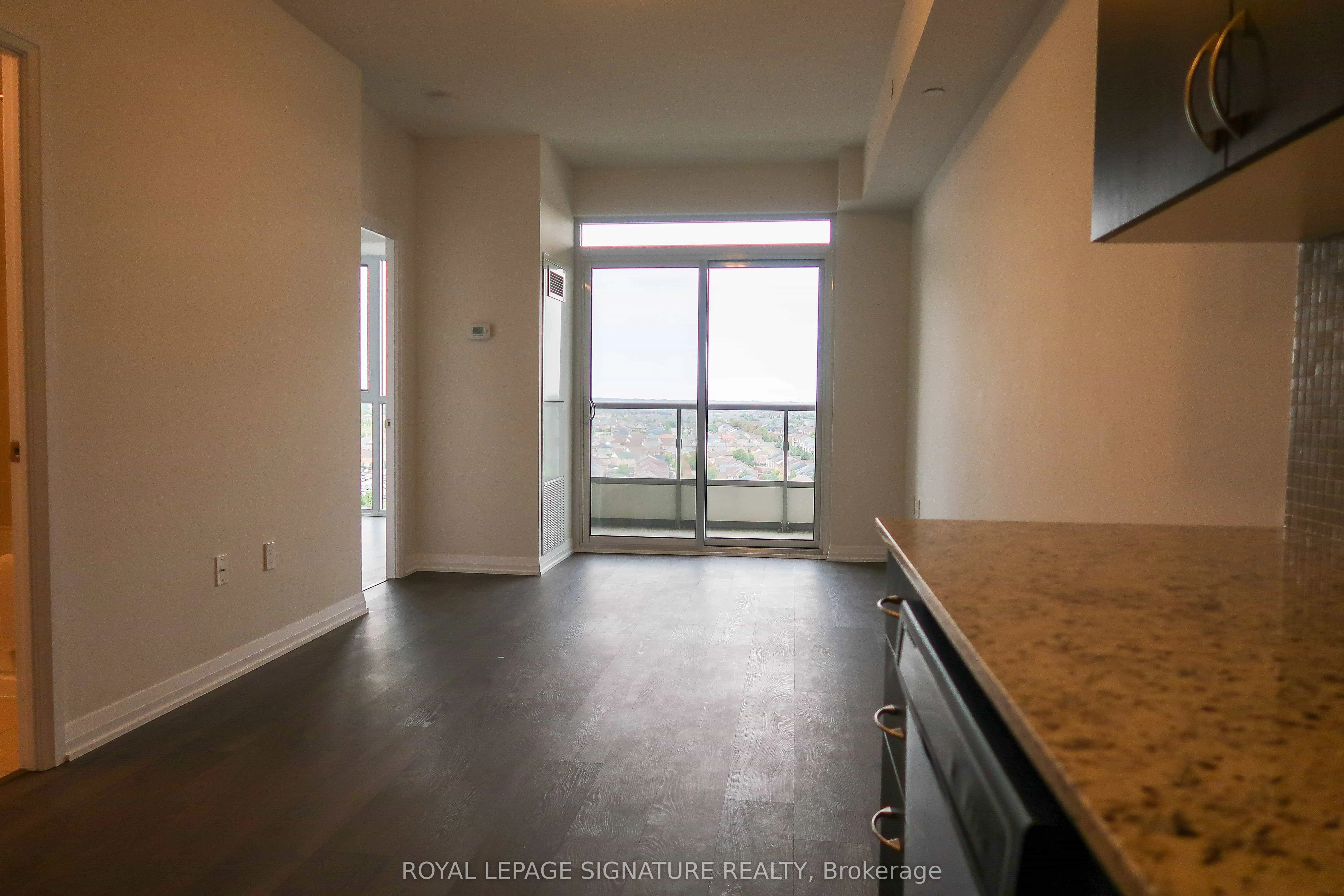 9560 Markham Road W, #1607