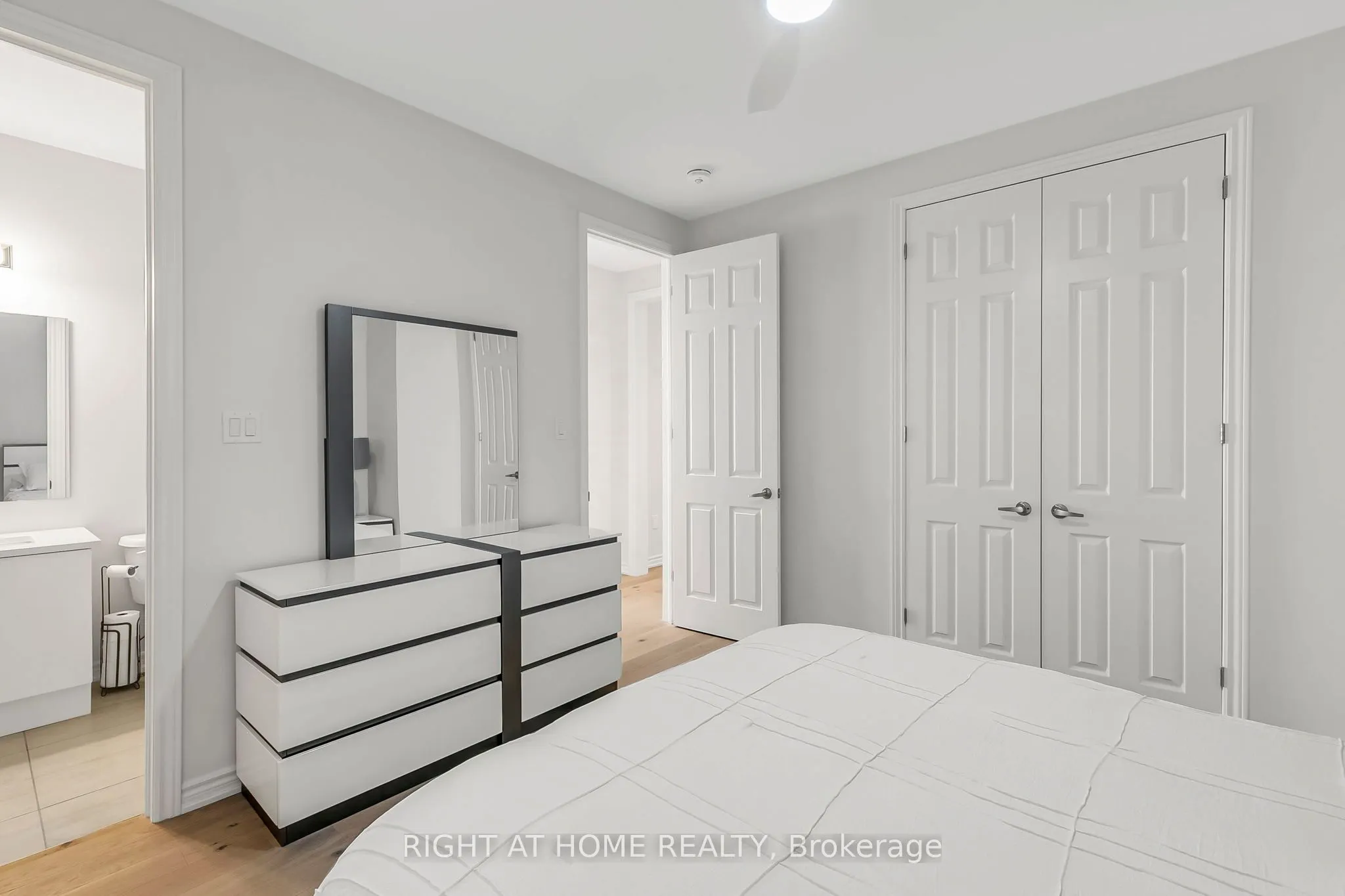 96 MARIGOLD Boulevard