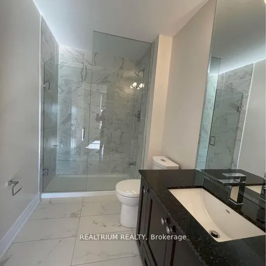 9075 Jane Street, #1207