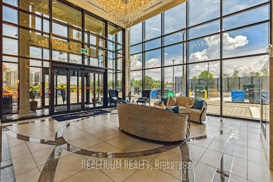 9075 Jane Street, #1207