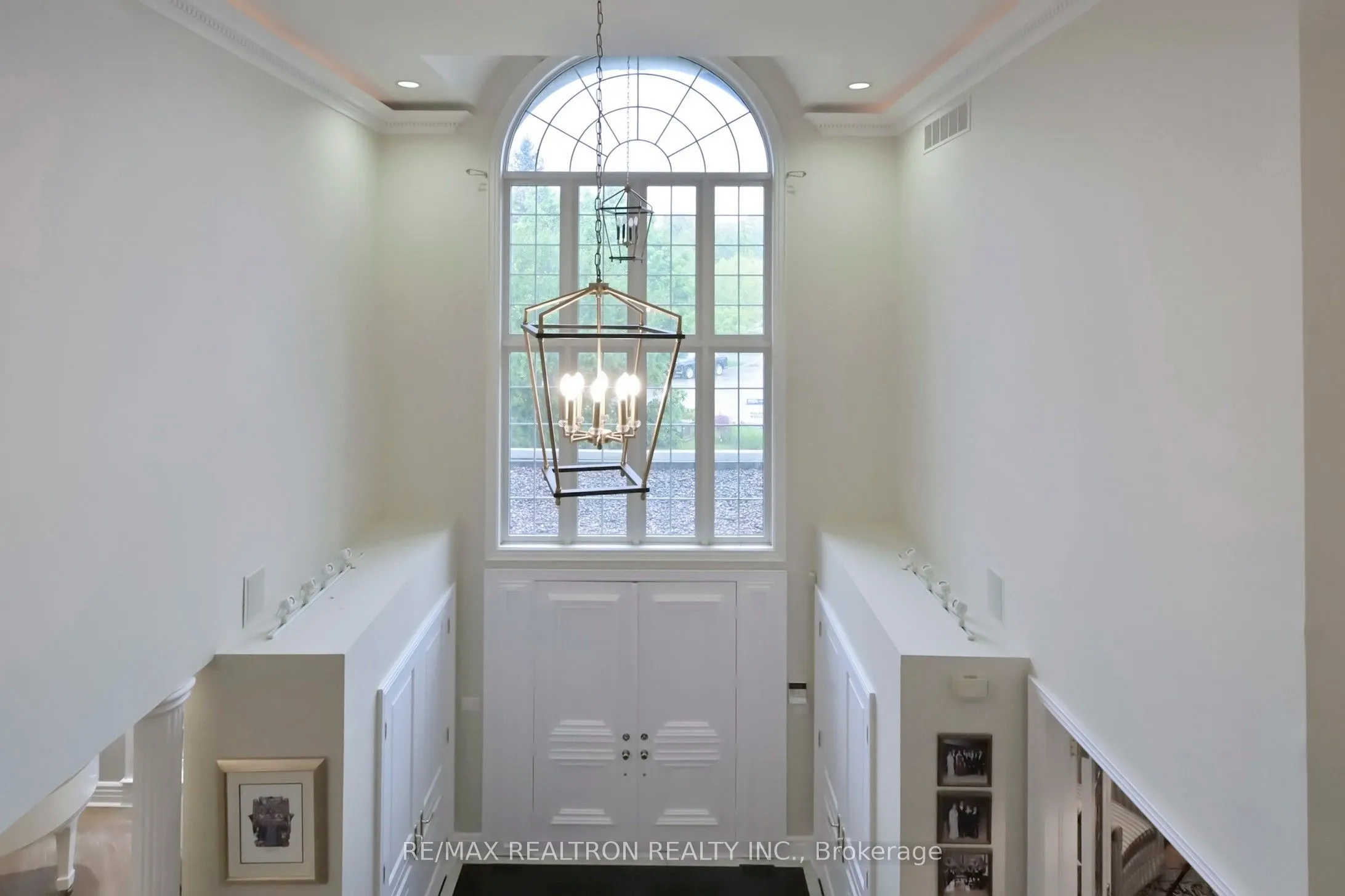 161 Renaissance Court