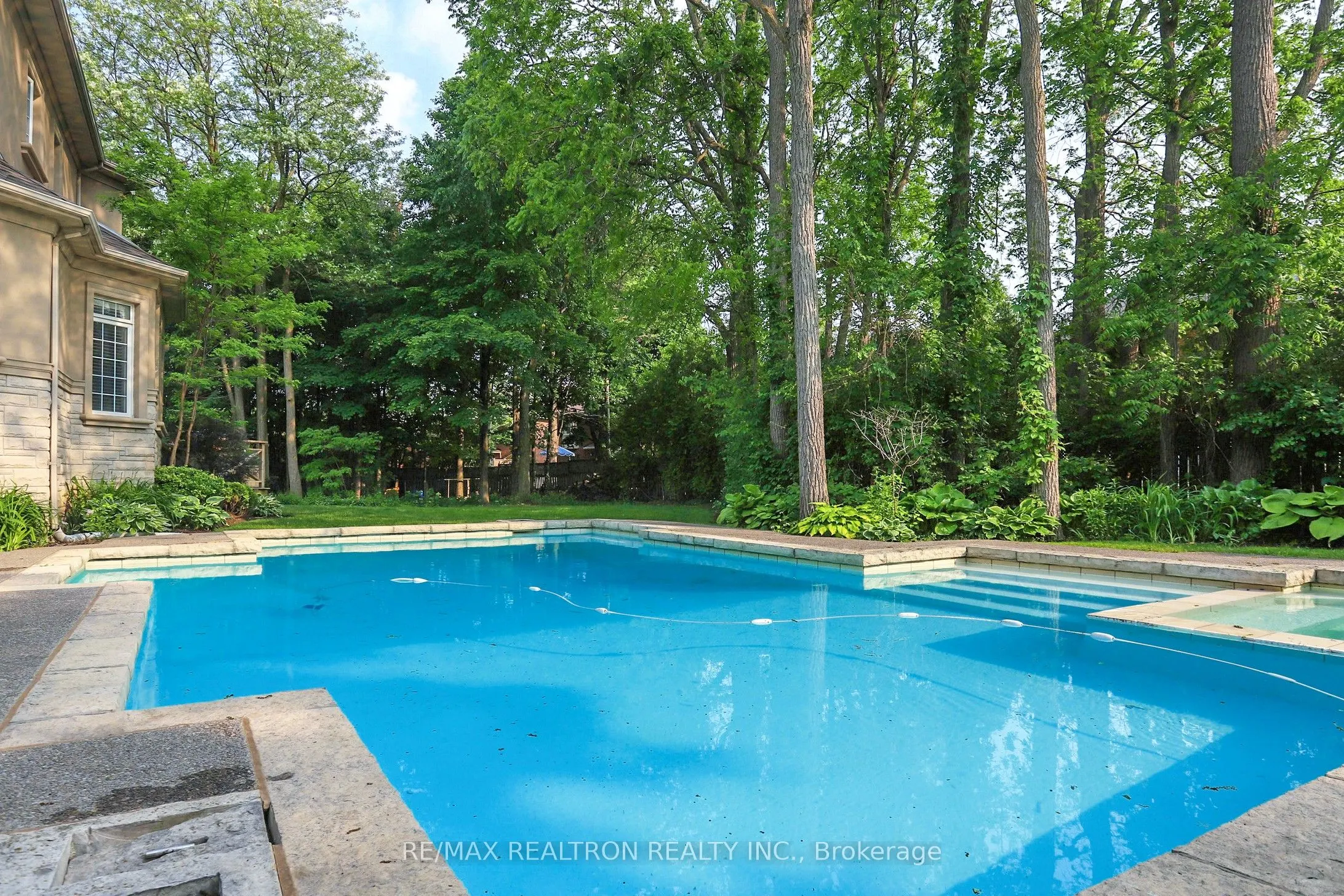 161 Renaissance Court