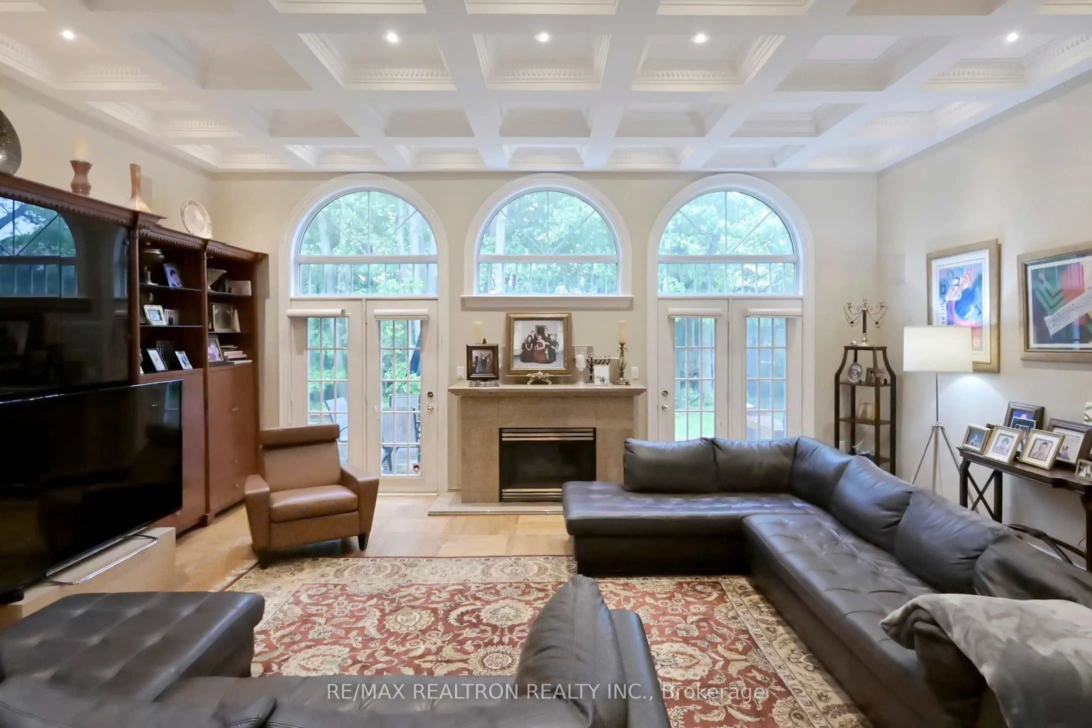 161 Renaissance Court