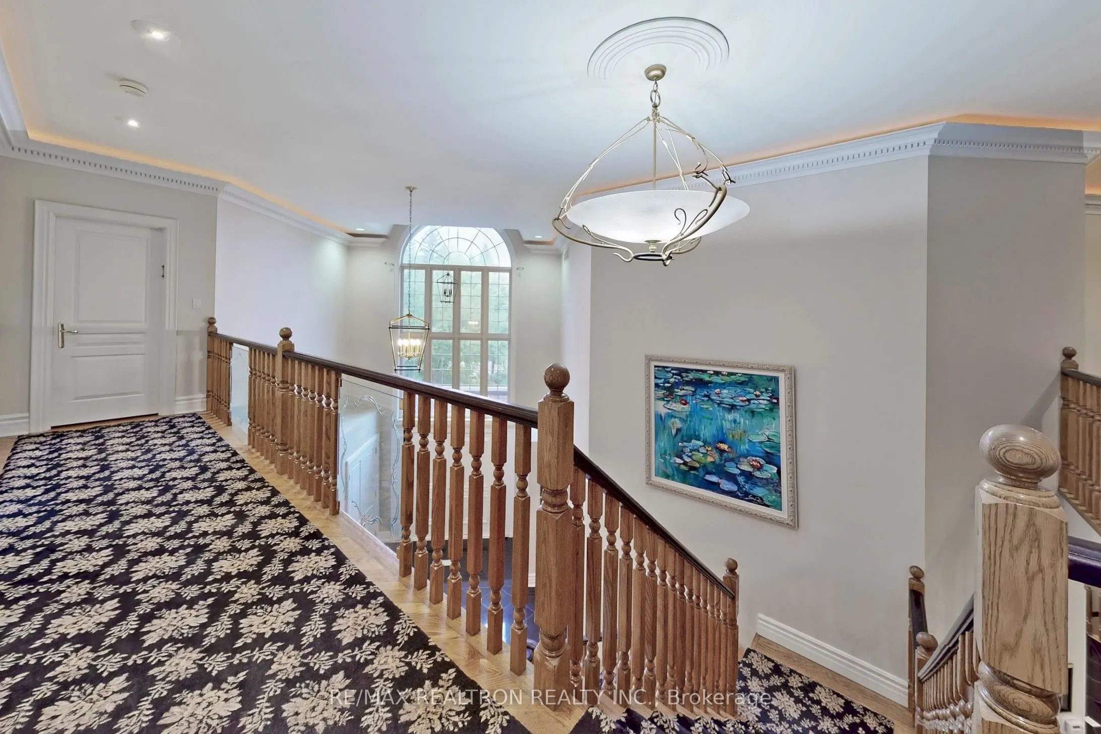 161 Renaissance Court