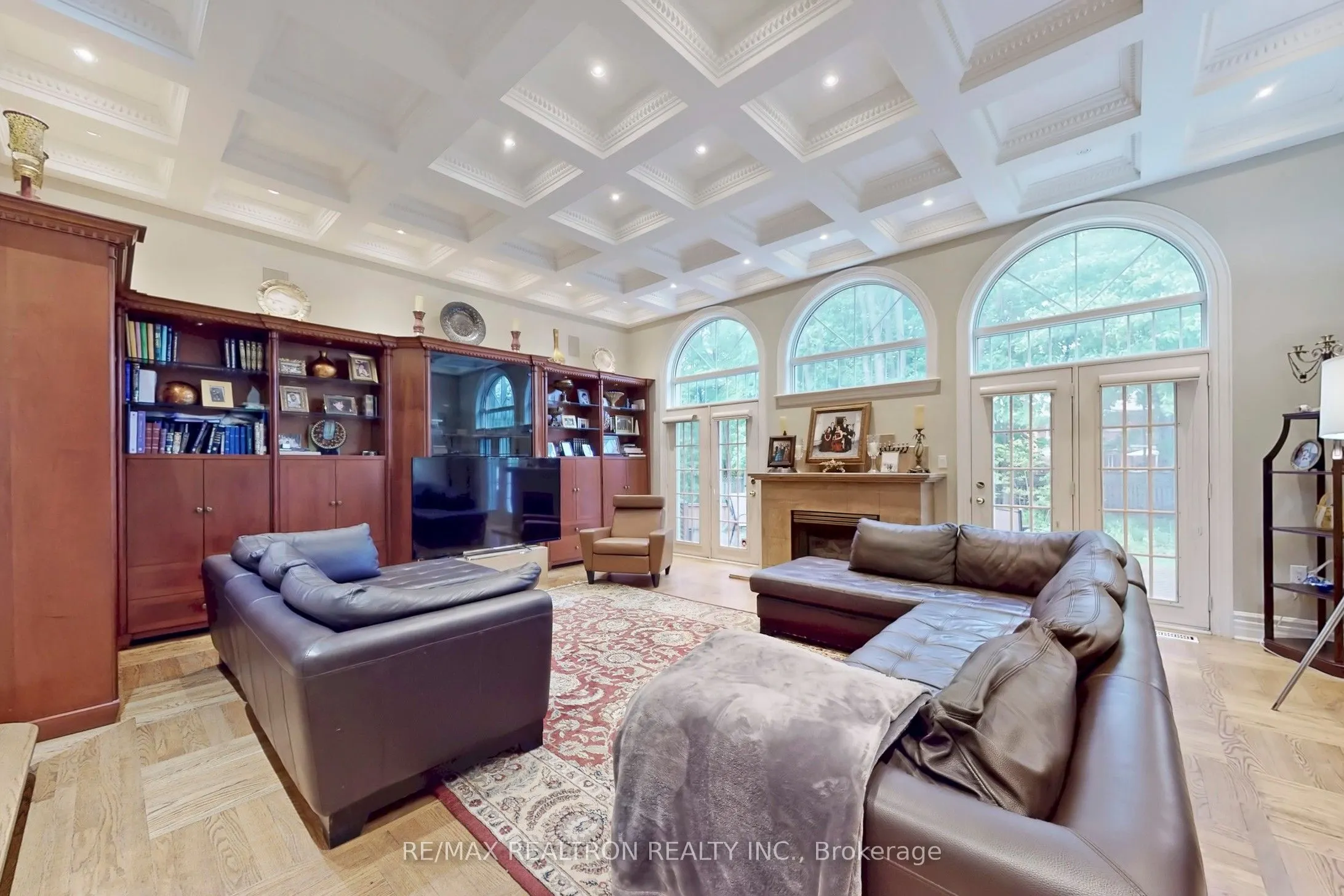 161 Renaissance Court