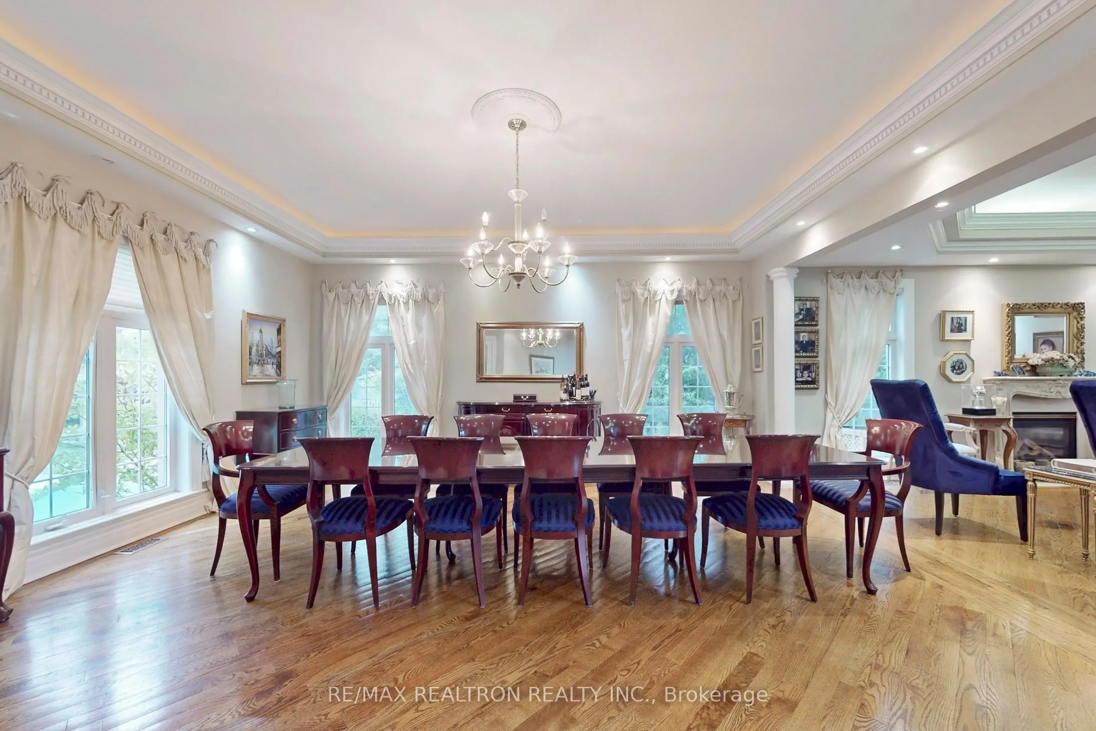 161 Renaissance Court