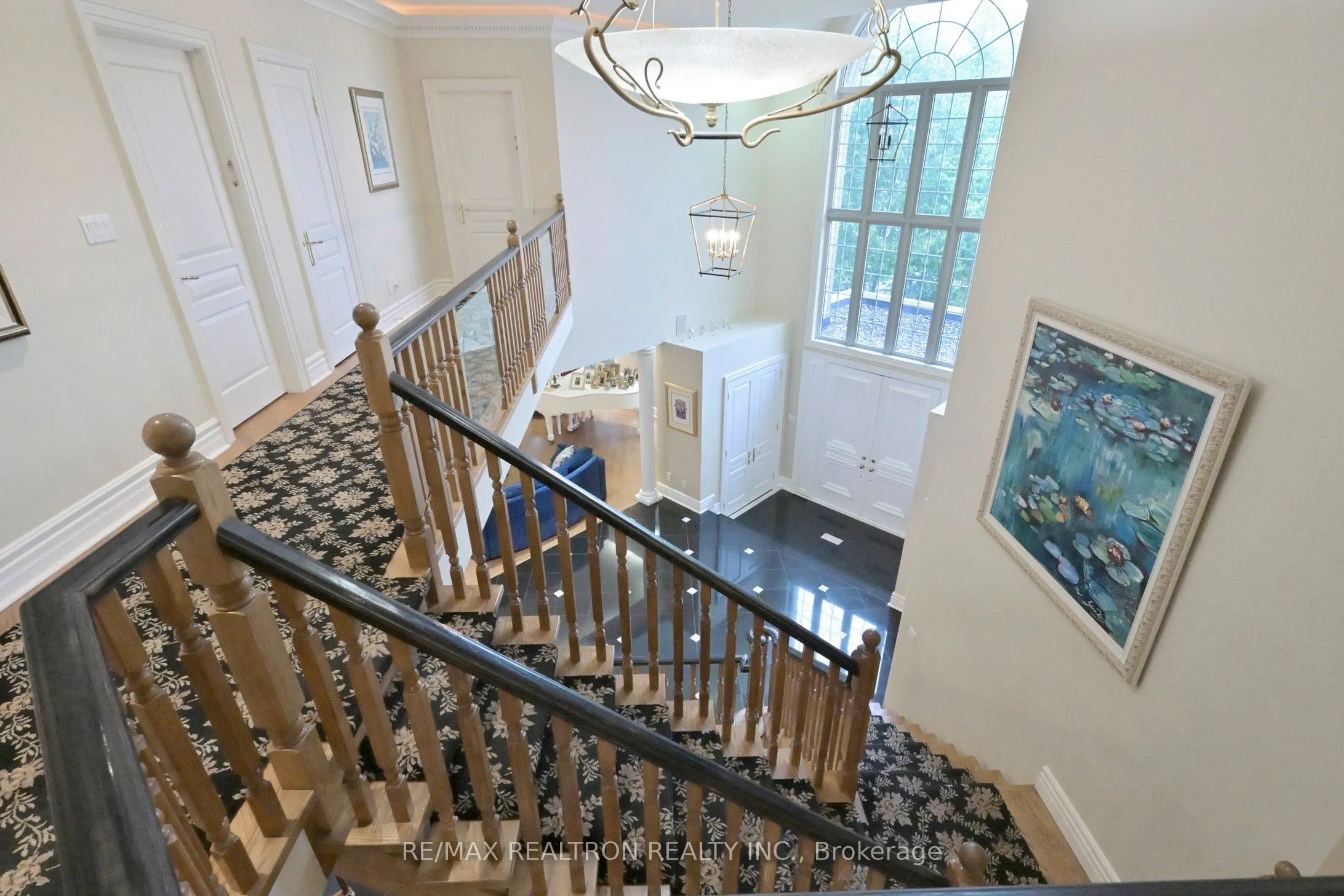 161 Renaissance Court