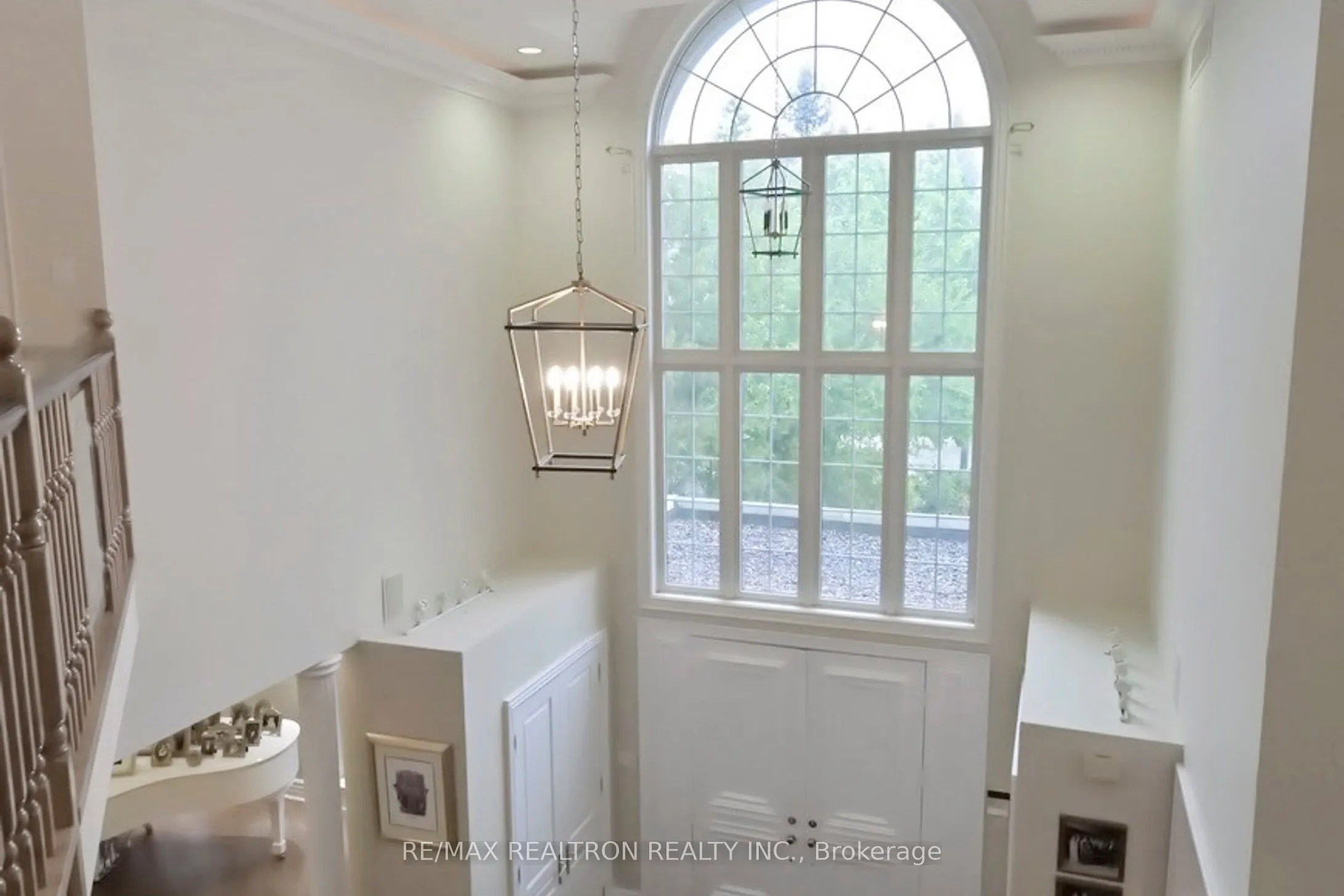 161 Renaissance Court