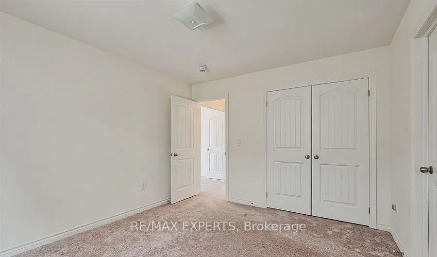 144 Gold Park Gate