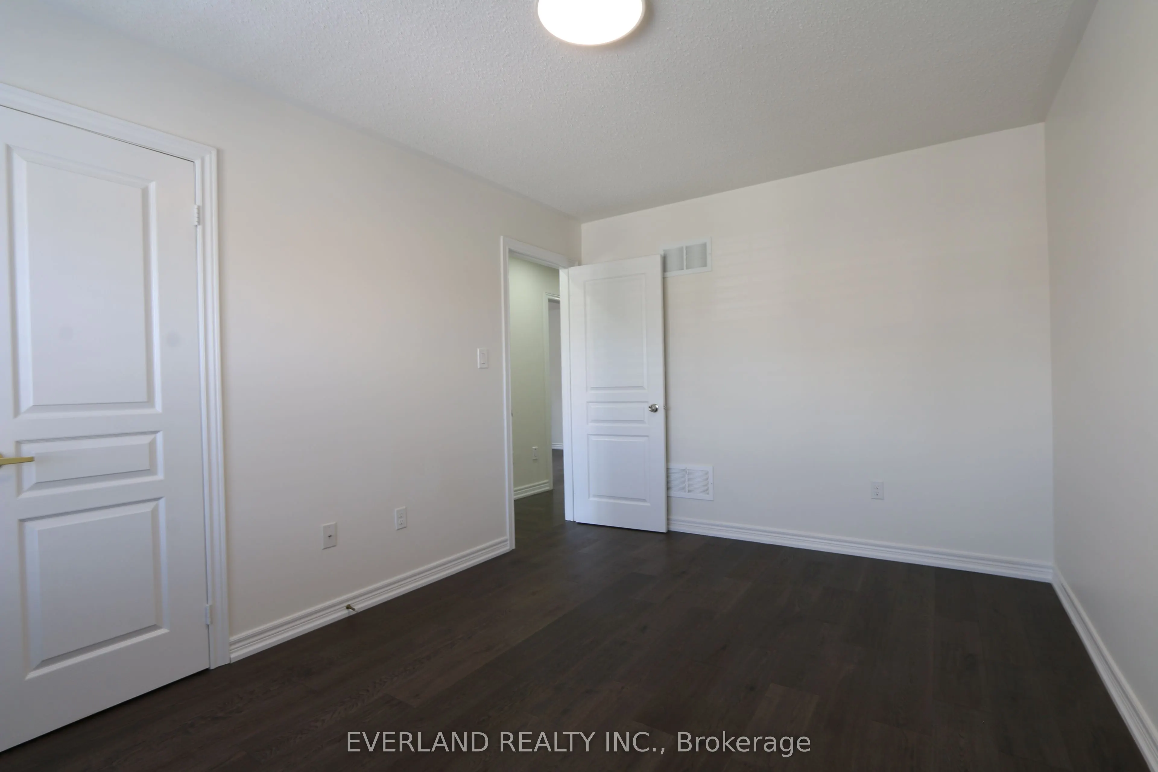 51 Lucida Court