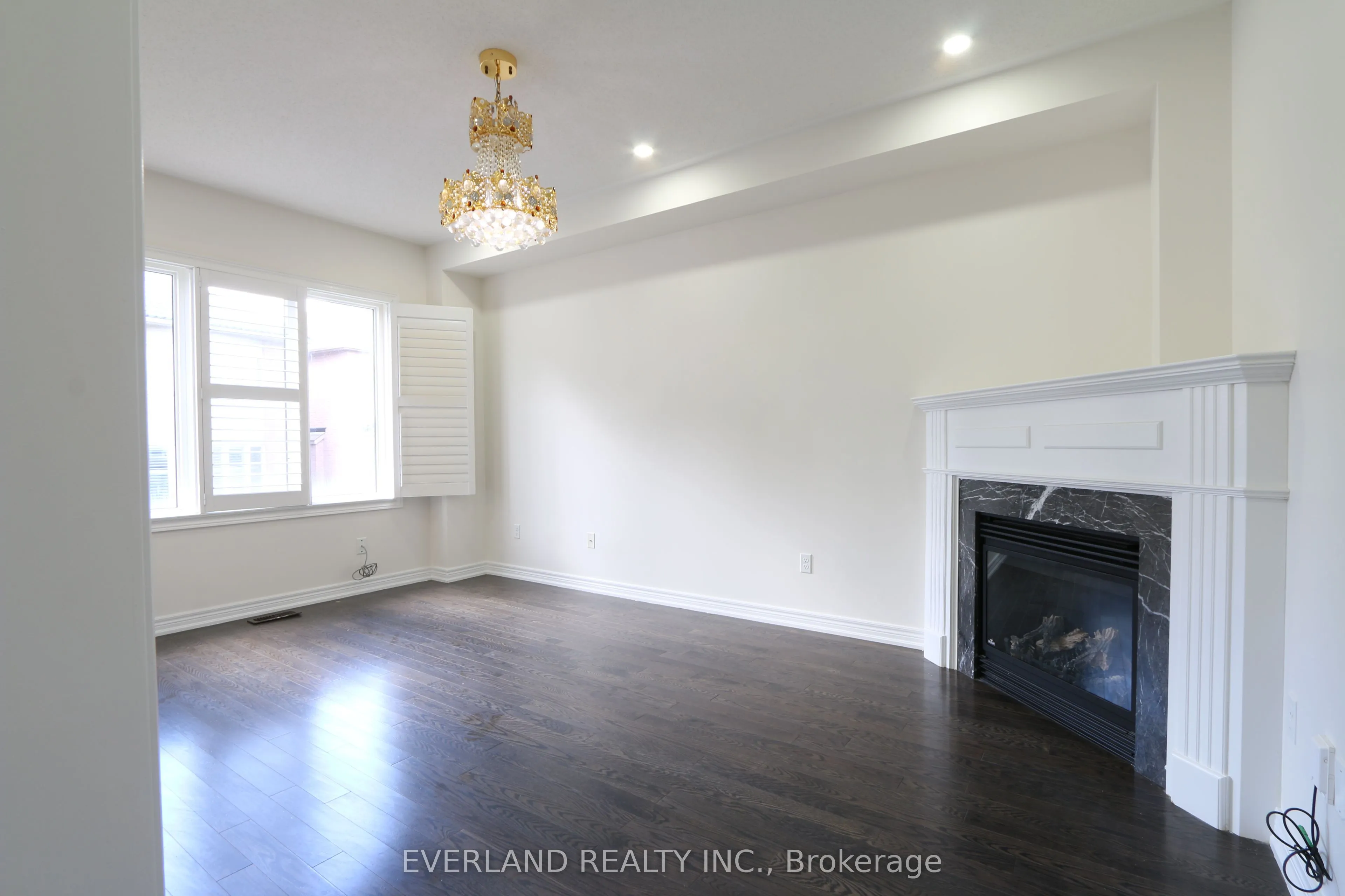 51 Lucida Court