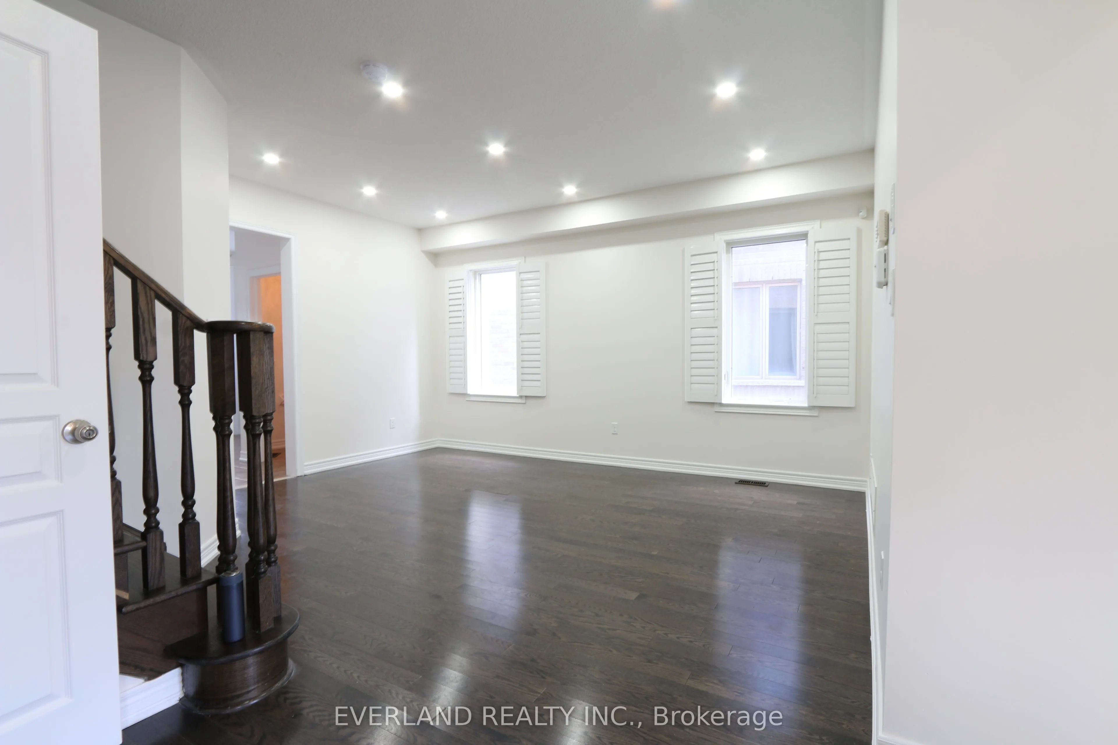 51 Lucida Court