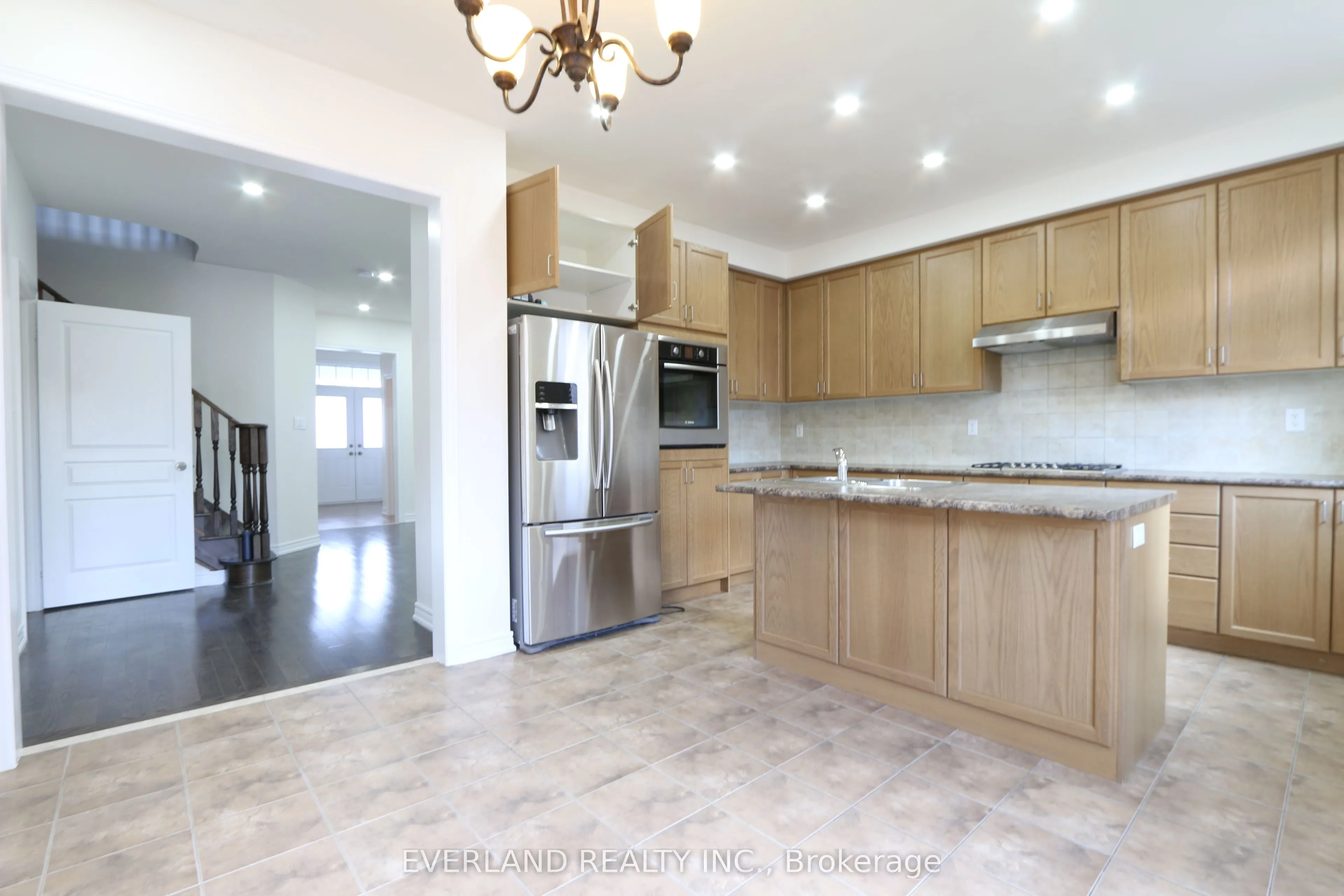51 Lucida Court